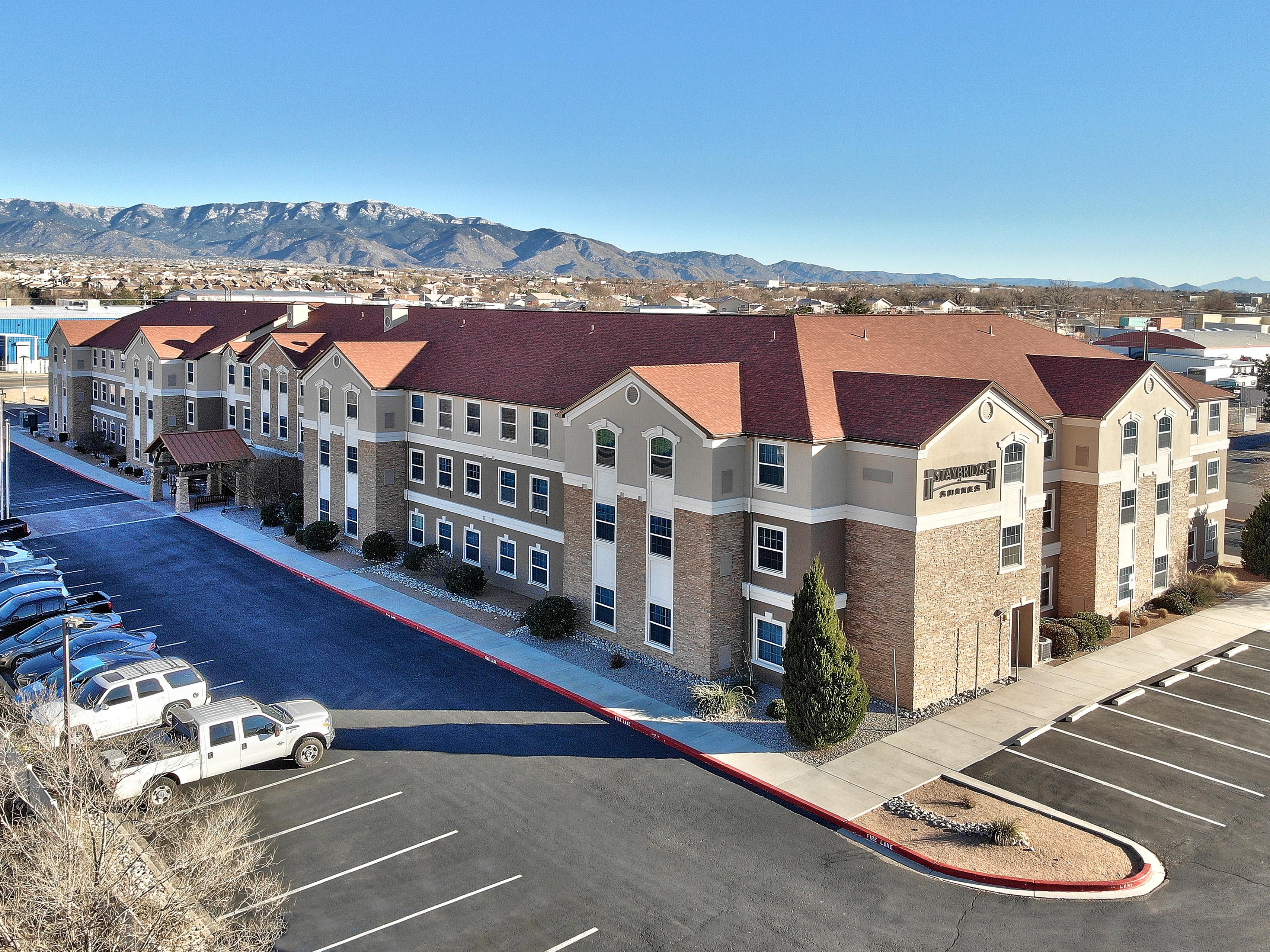 pet friendly hotels in north albuquerque nm