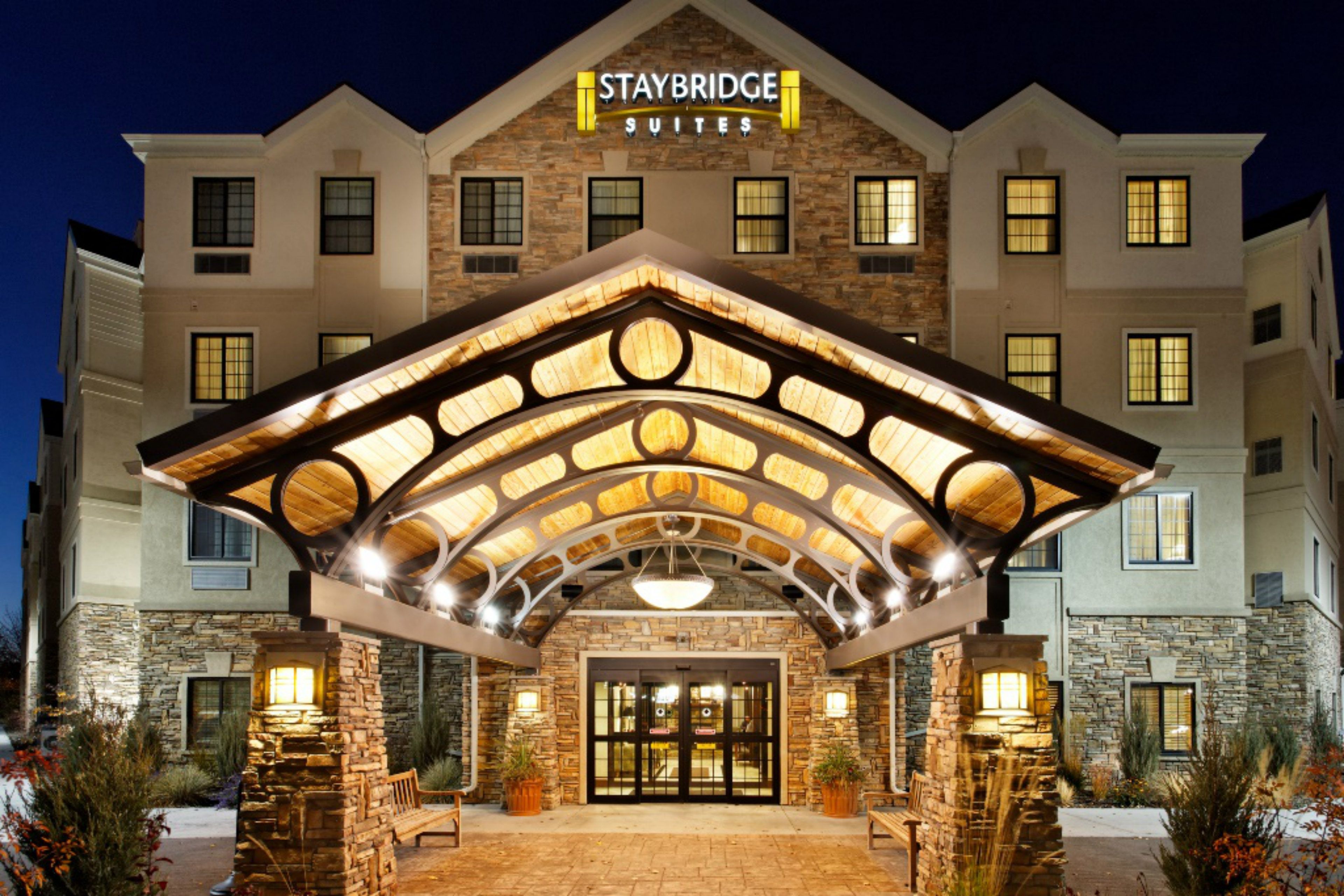 Auburn Hills Hotels Near Legoland Discovery Center Staybridge Suites Auburn Hills