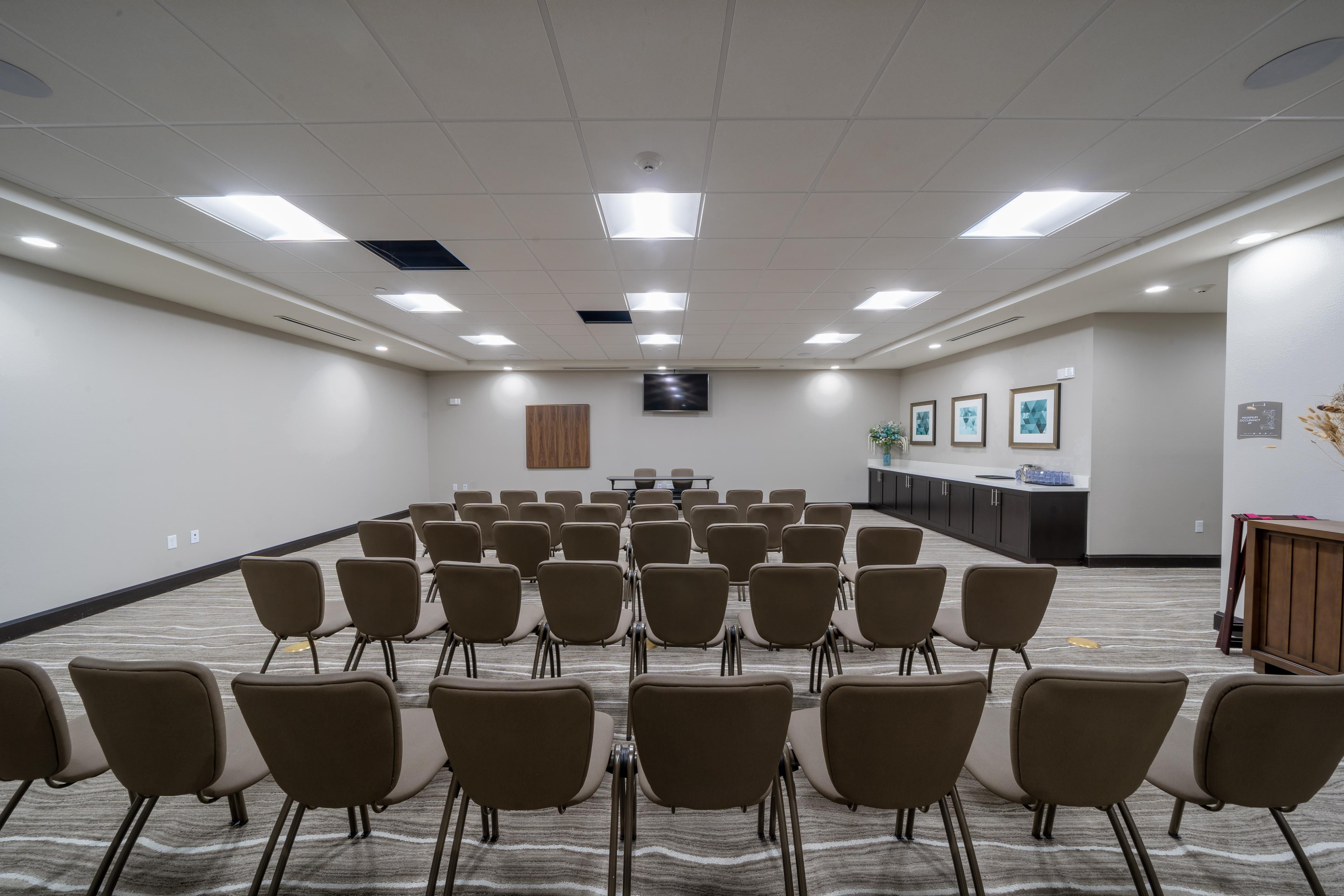 We have a 1000 sq ft meeting space to provide you the comforts of an intimate meeting with your company.
