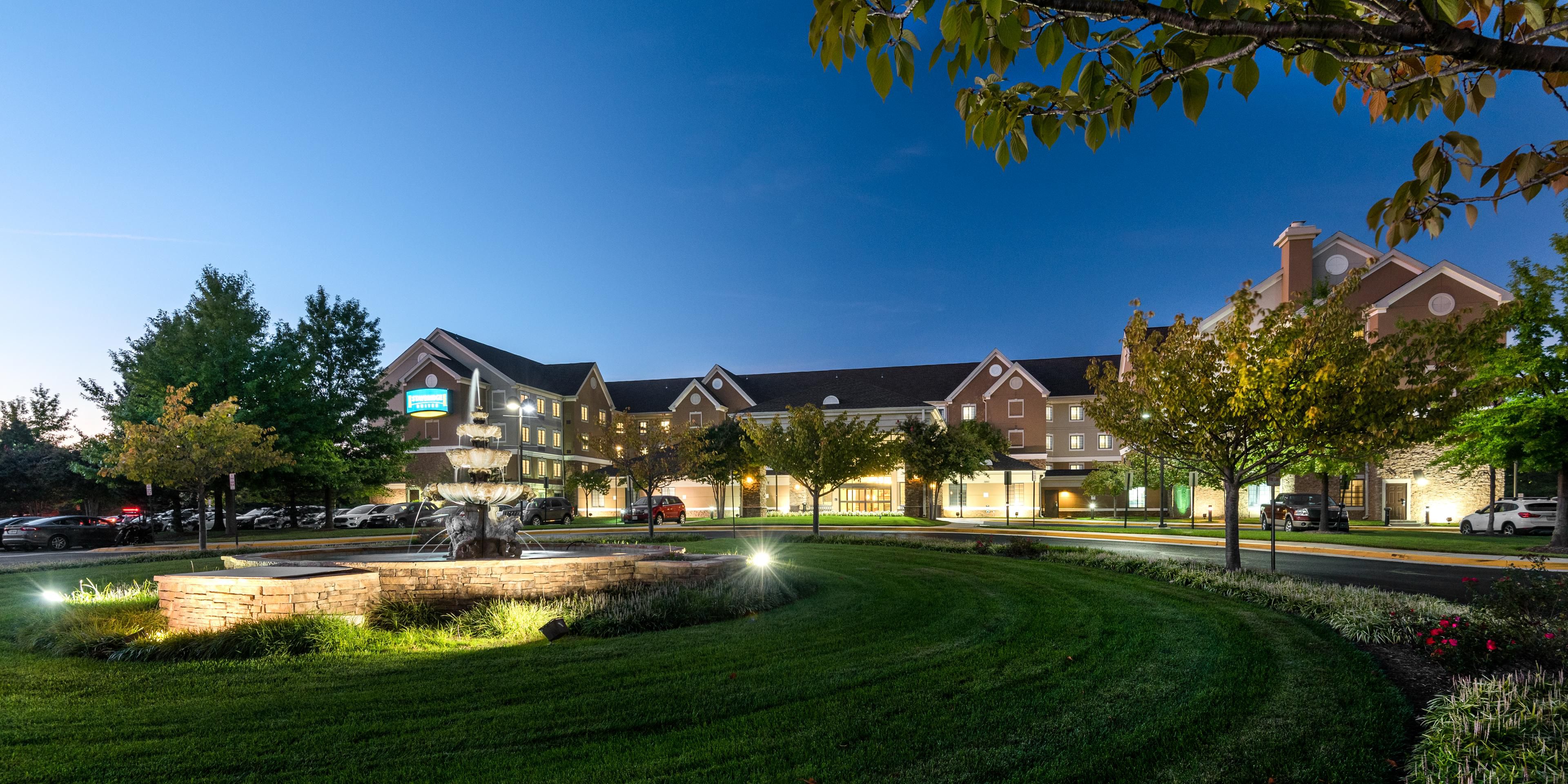 Staybridge Suites Chantilly Dulles Airport