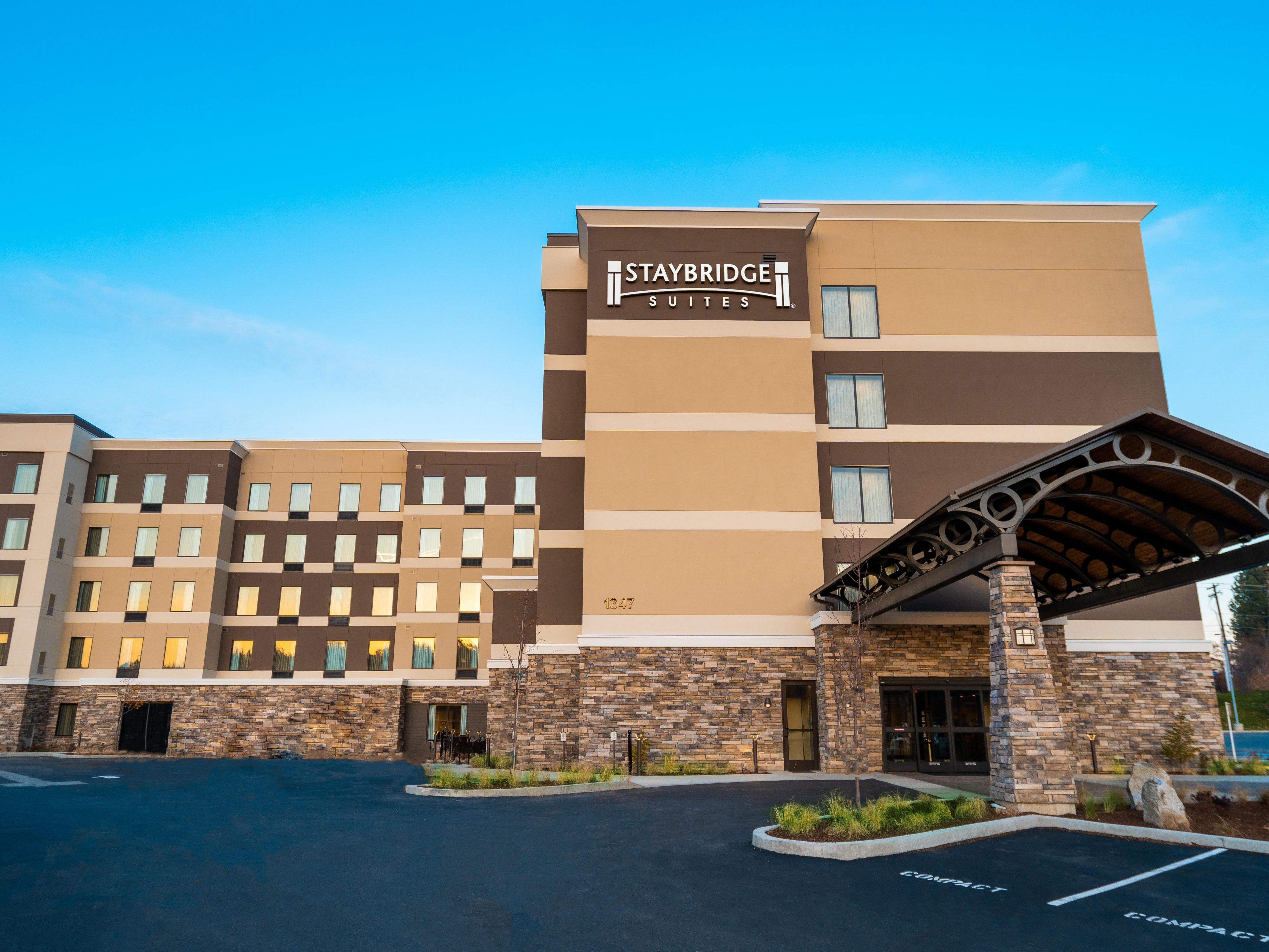 Extended Stay Hotel in Coeur d'Alene | Staybridge Suites Coeur d'Alene