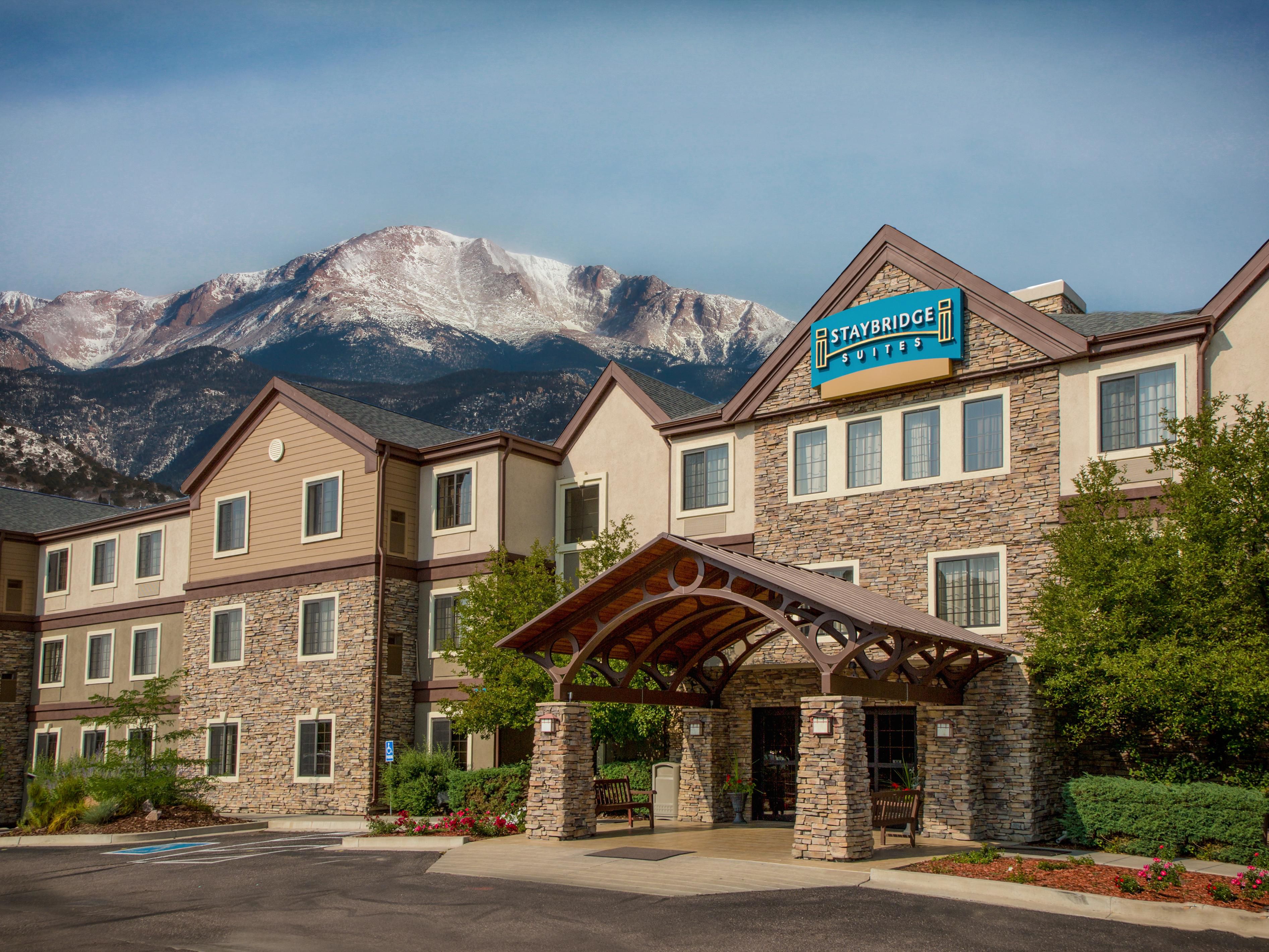 hotels in colorado springs near air force academy