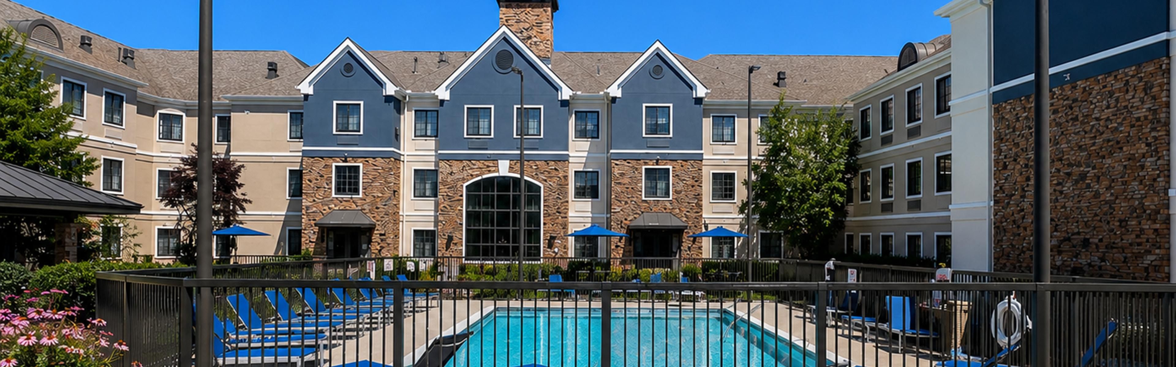 Pet Friendly Hotels Columbia, MD | Staybridge Suites Columbia