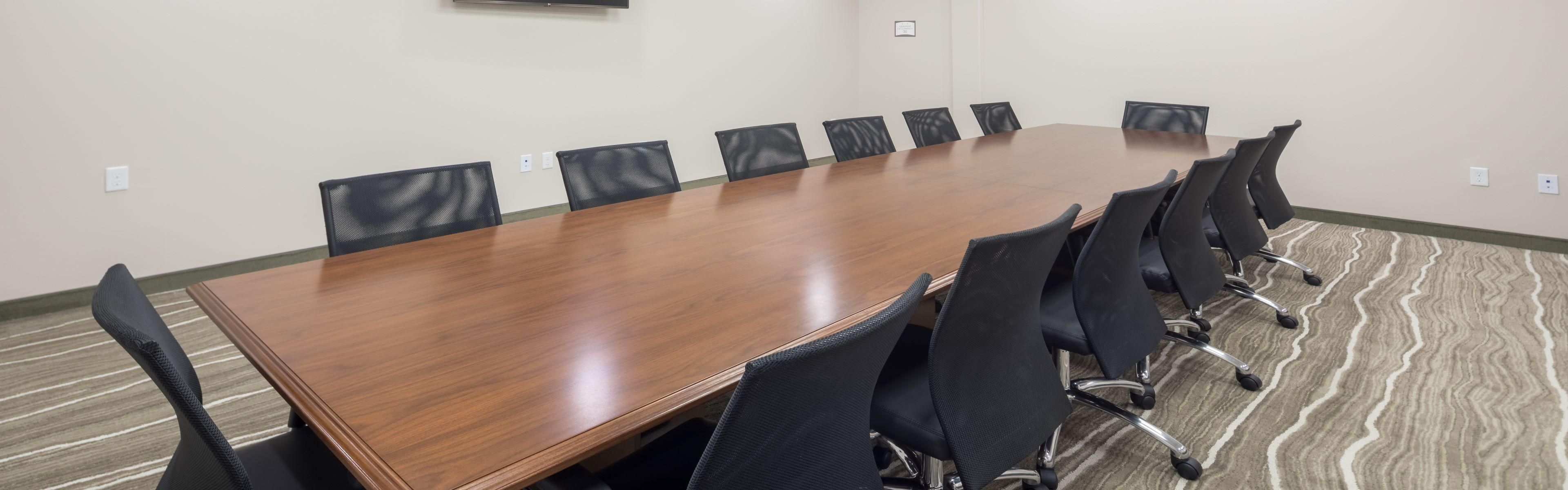 An ideal room for brainstorming, planning, and important meetings.