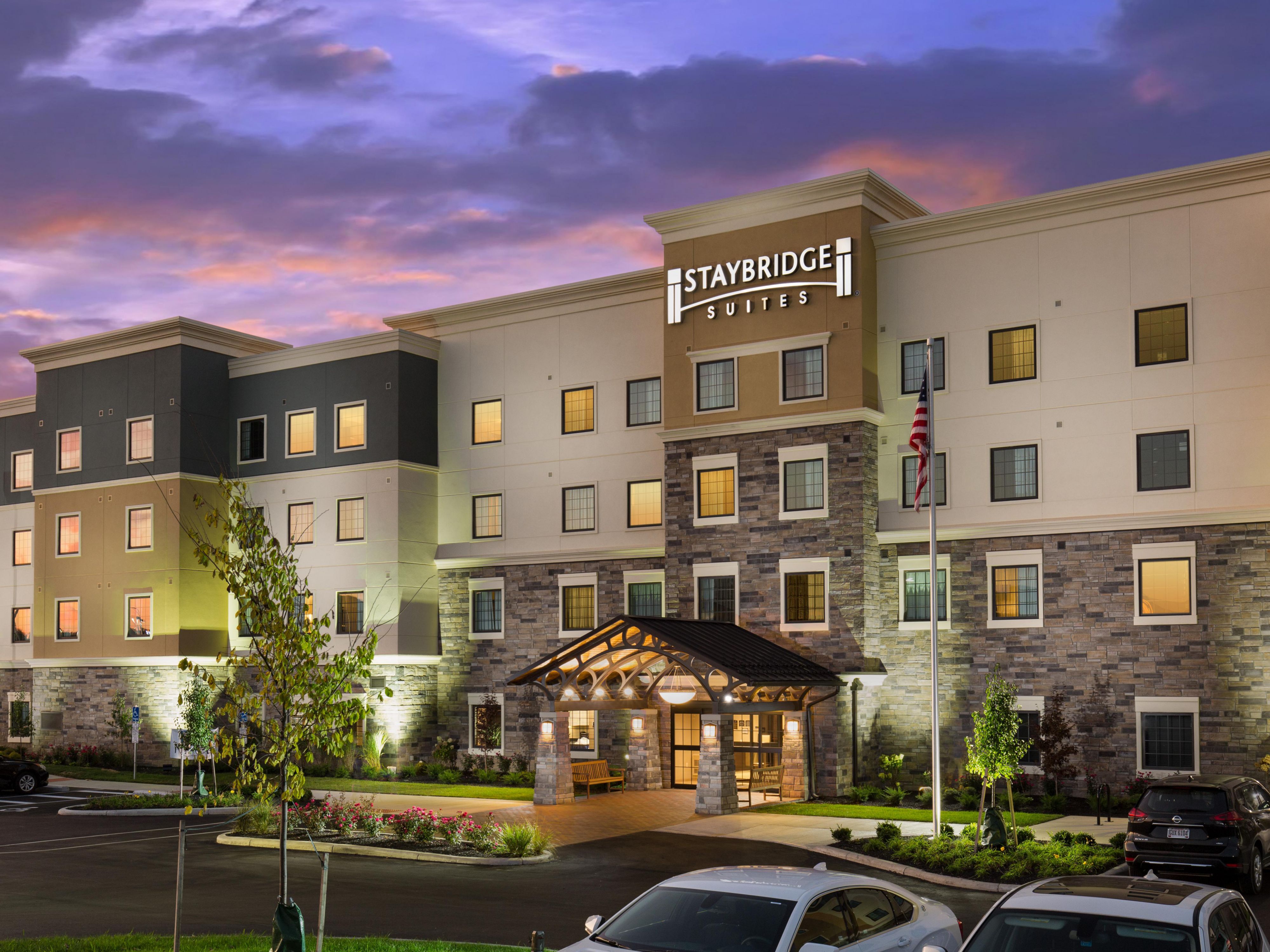 Pet Friendly Hotel Columbus Ohio | Staybridge Suites Columbus Polaris