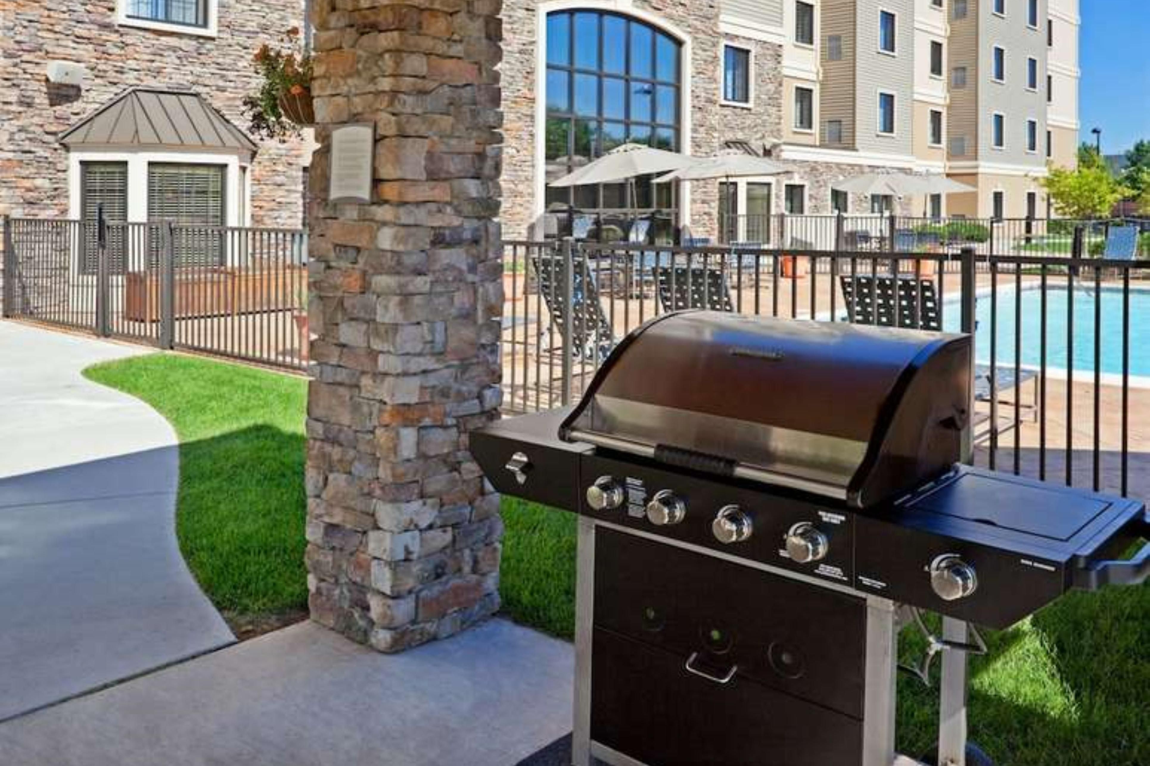 Enjoy a splash in our pool our cooking in our patio equipped grills, perfect for cooking up mouthwatering meals. 