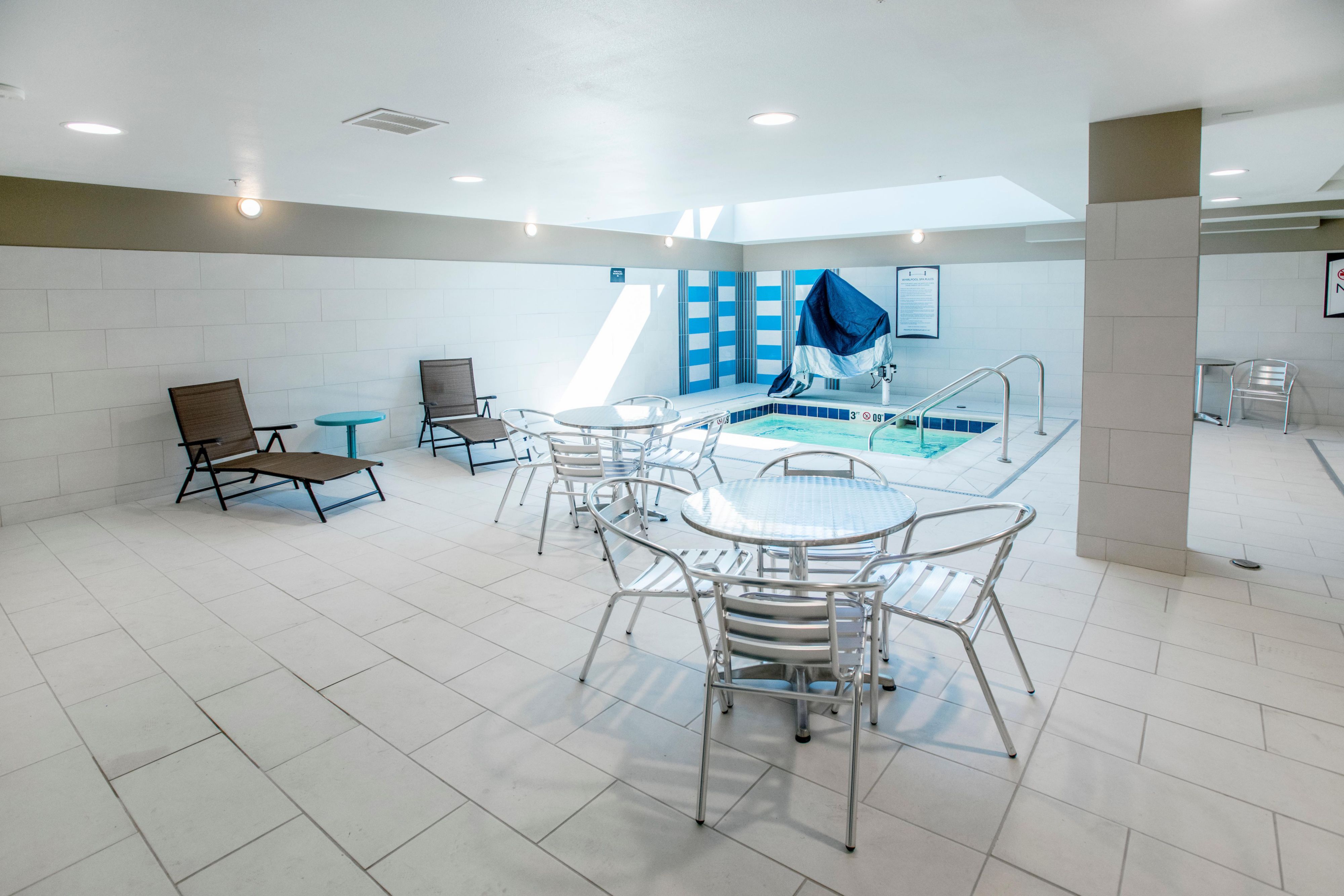 Relax in our hot tub after a long day working or exploring the city. 