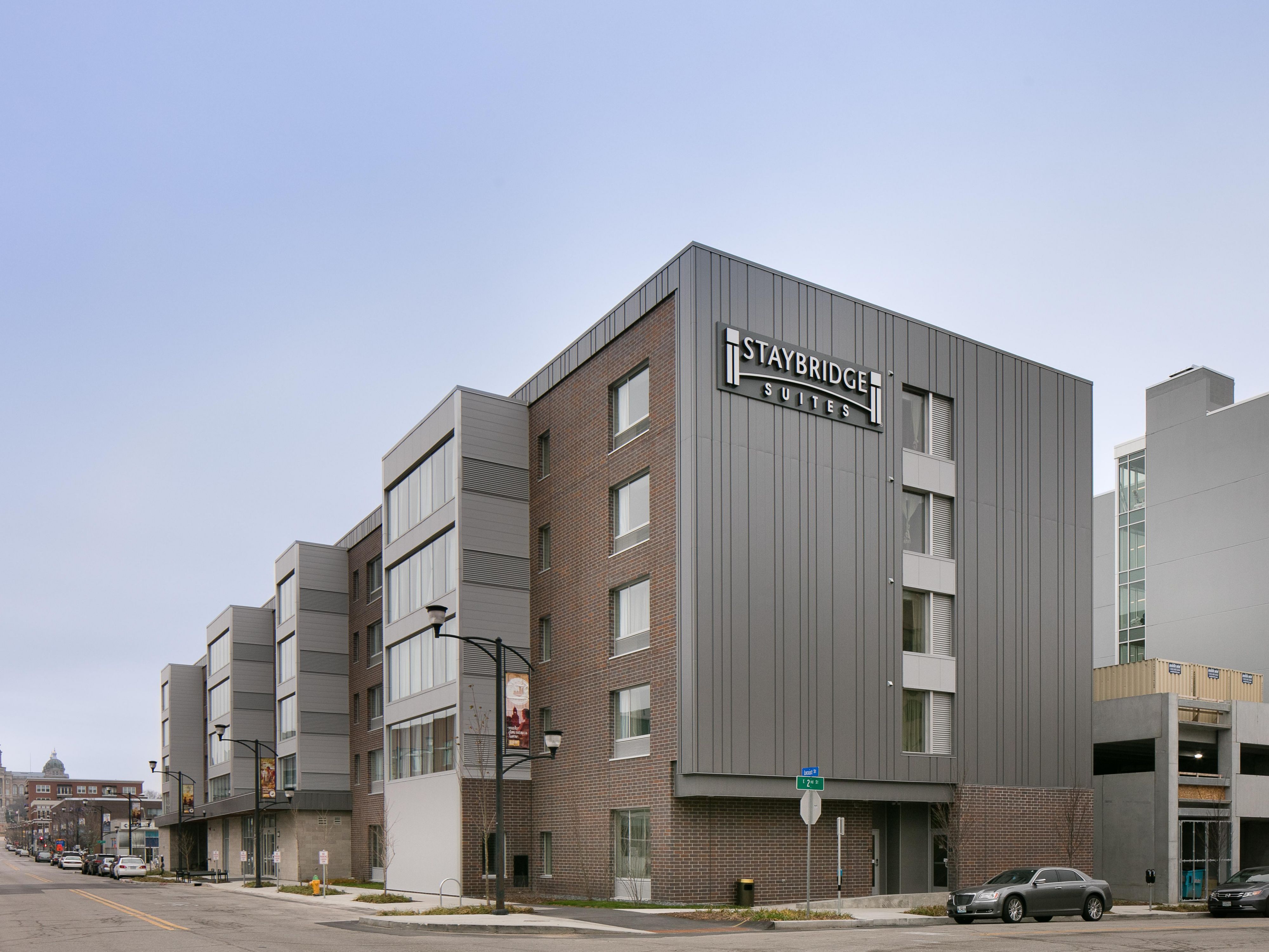 West Des Moines Hotels  Holiday Inn Express & Suites West Des Moines -  Jordan West