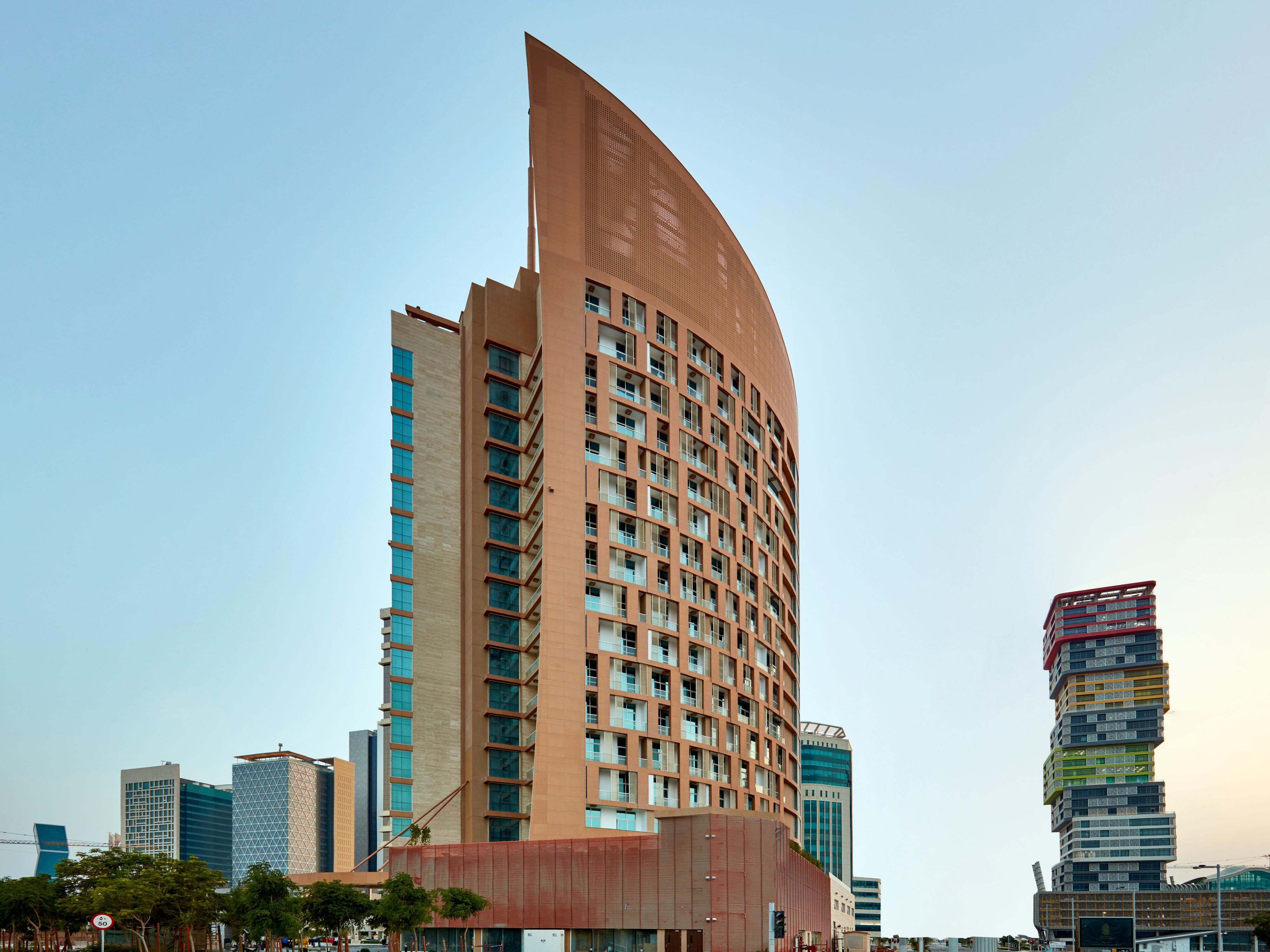 Staybridge dubai. Отель Lusail Marina. Staybridge Suites Doha Lusail,. Катар Lusail Marina Hotel. Velero Hotel Doha.