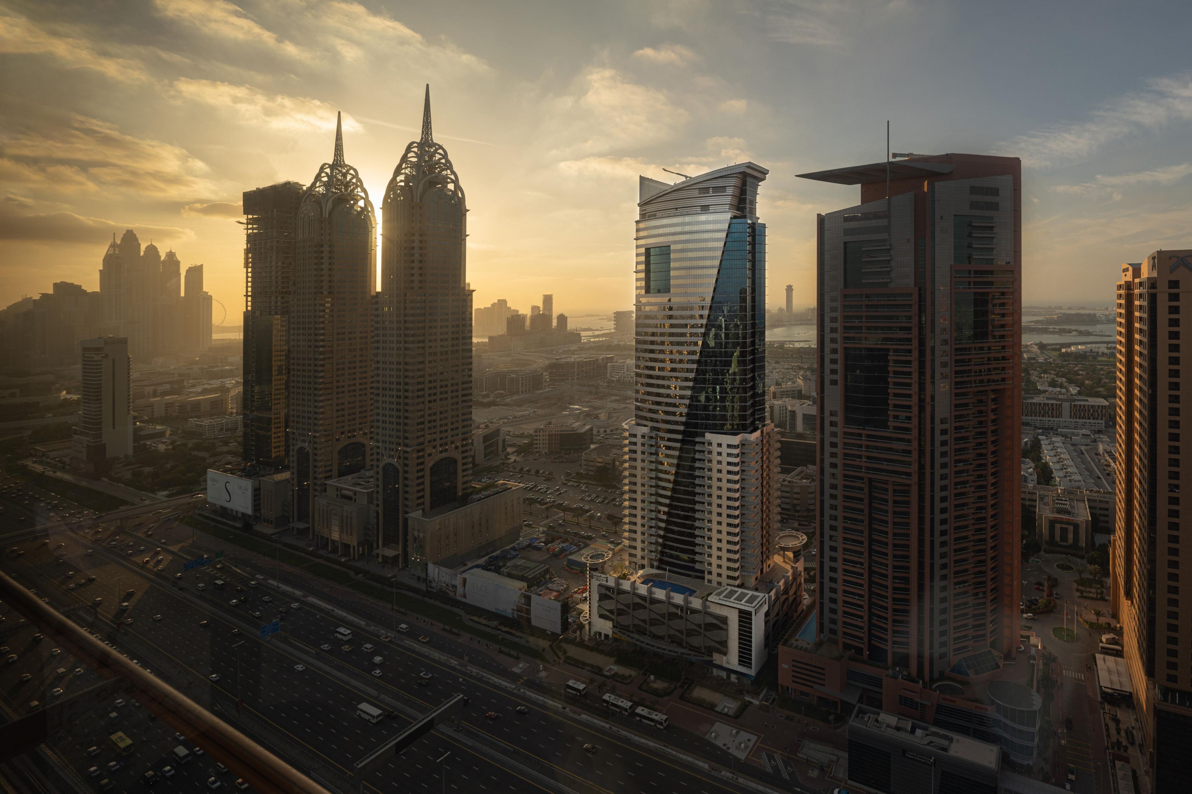 Staybridge Suite Dubai Internet City is located in the region’s leading technology hub and surrounded by a multitude of regional headquarters & regional offices of top-tier international firms across various industries. Stay and meet at our modern coworking space; The Den or ask our team about our fully equipped meeting spaces. 