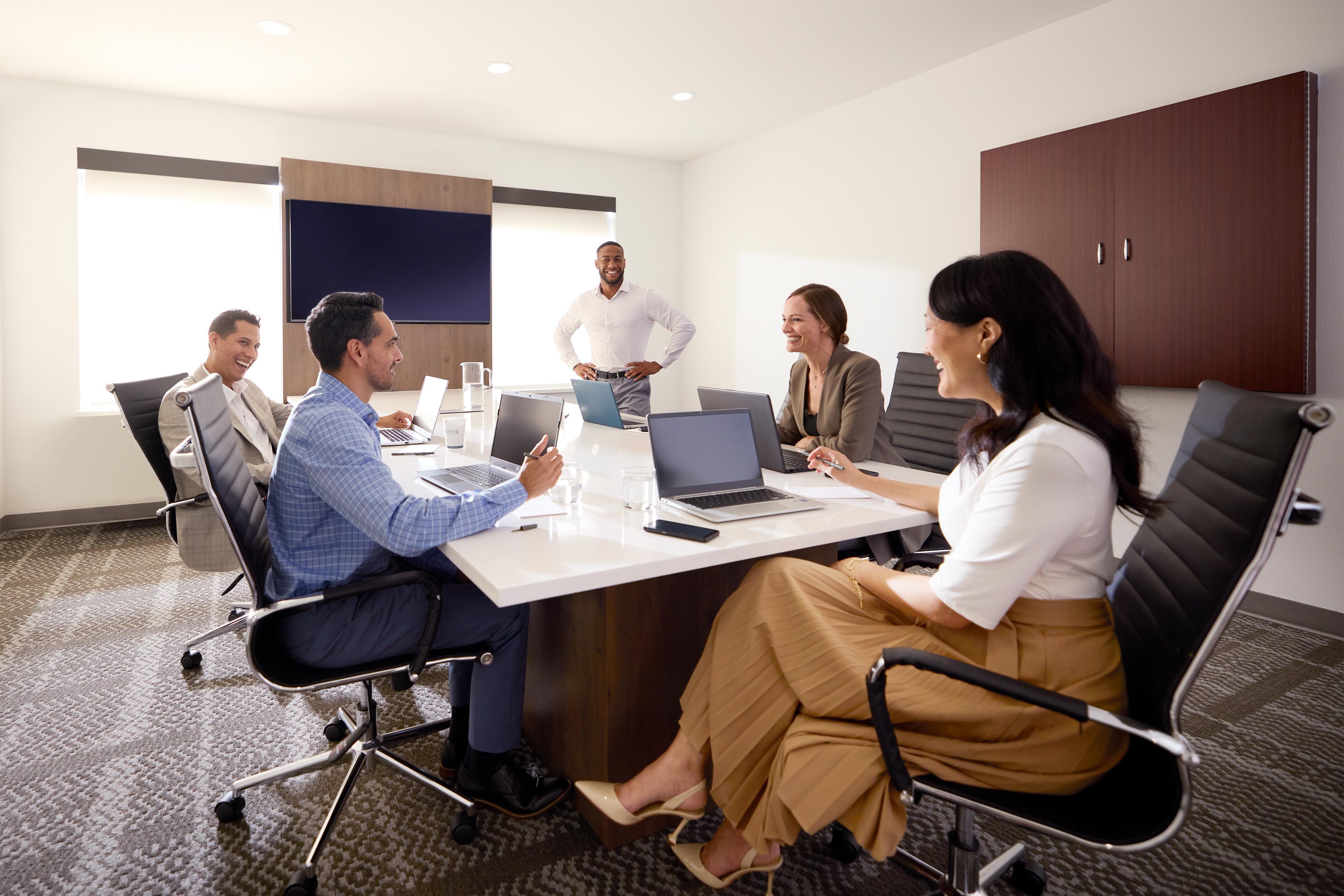 Mavericks Board Room is a sophisticated board room that can seat 12 comfortably. With 450 sq ft, Mavericks offer screen sharing, casting, and white board. Hold your next board meeting or interviews in our Mavericks Board Room.