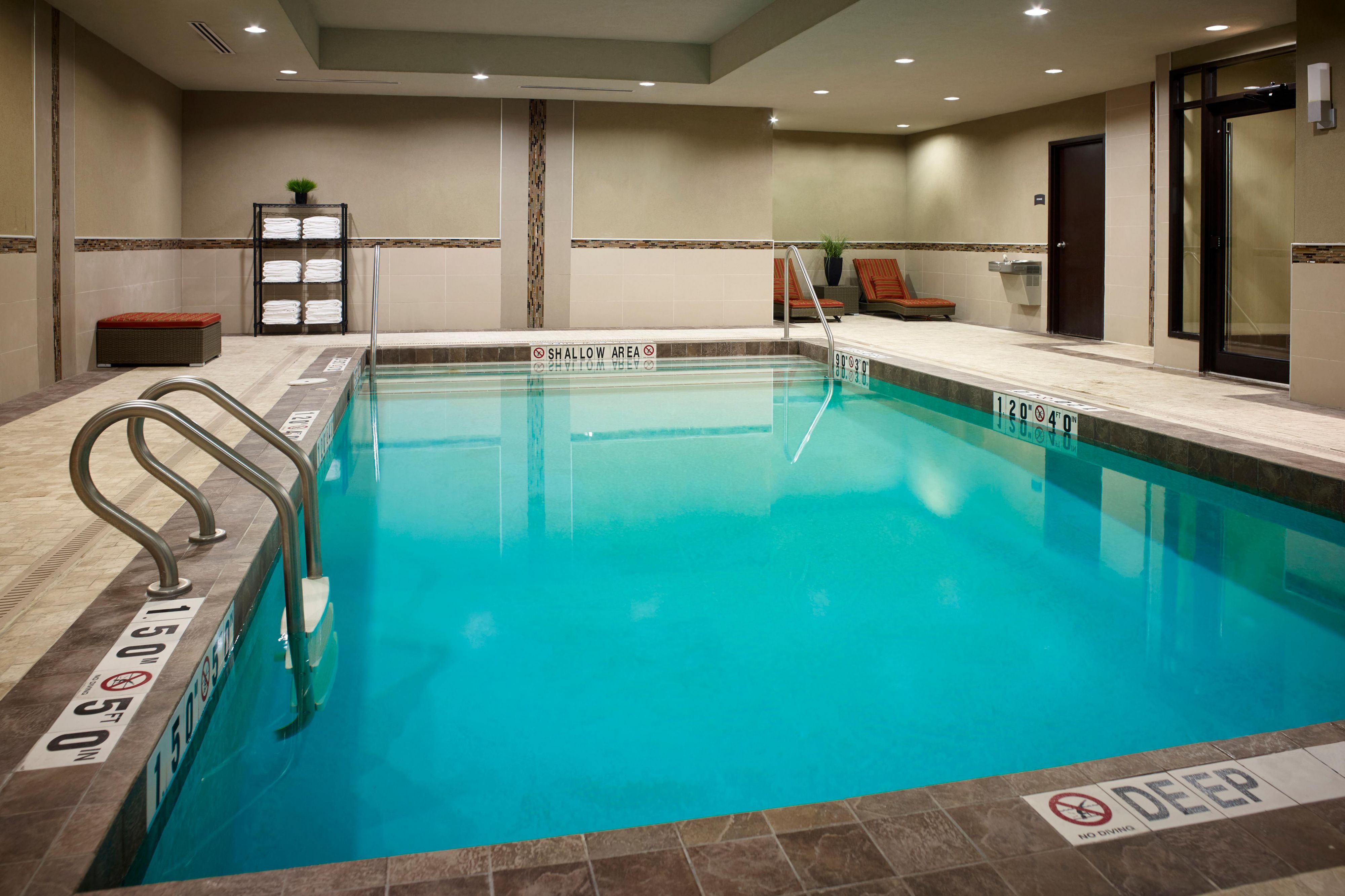 Enjoy a brisk swim or long soak in our heated indoor pool with fresh towels and comfy lounge chairs. There's nothing like a few laps in the morning or a refreshing soak in the evening—or both!—to bookend your ideal day. 