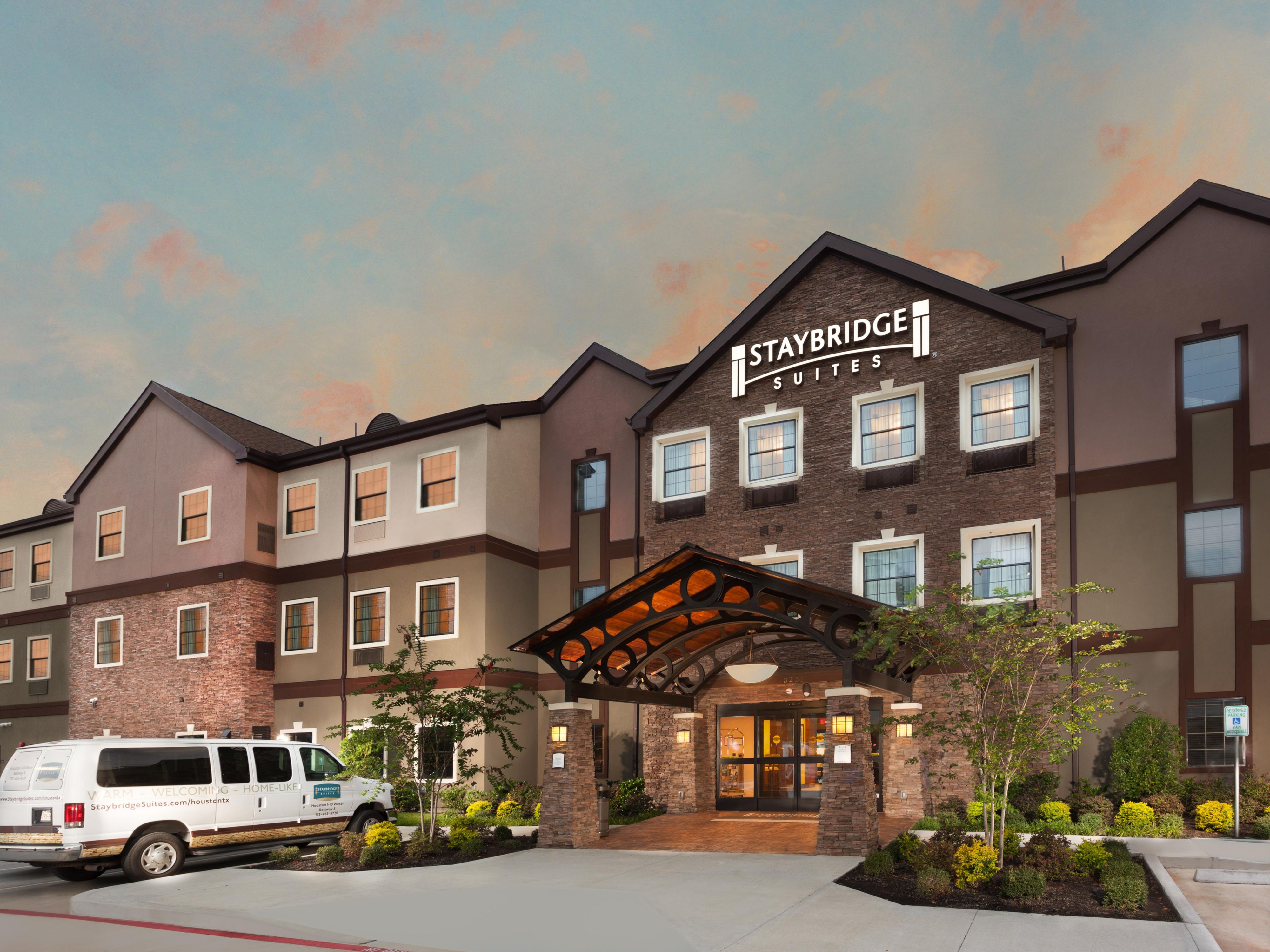 Hotel With Kitchen Houston | Staybridge Suites Houston I-10 West-Beltway 8