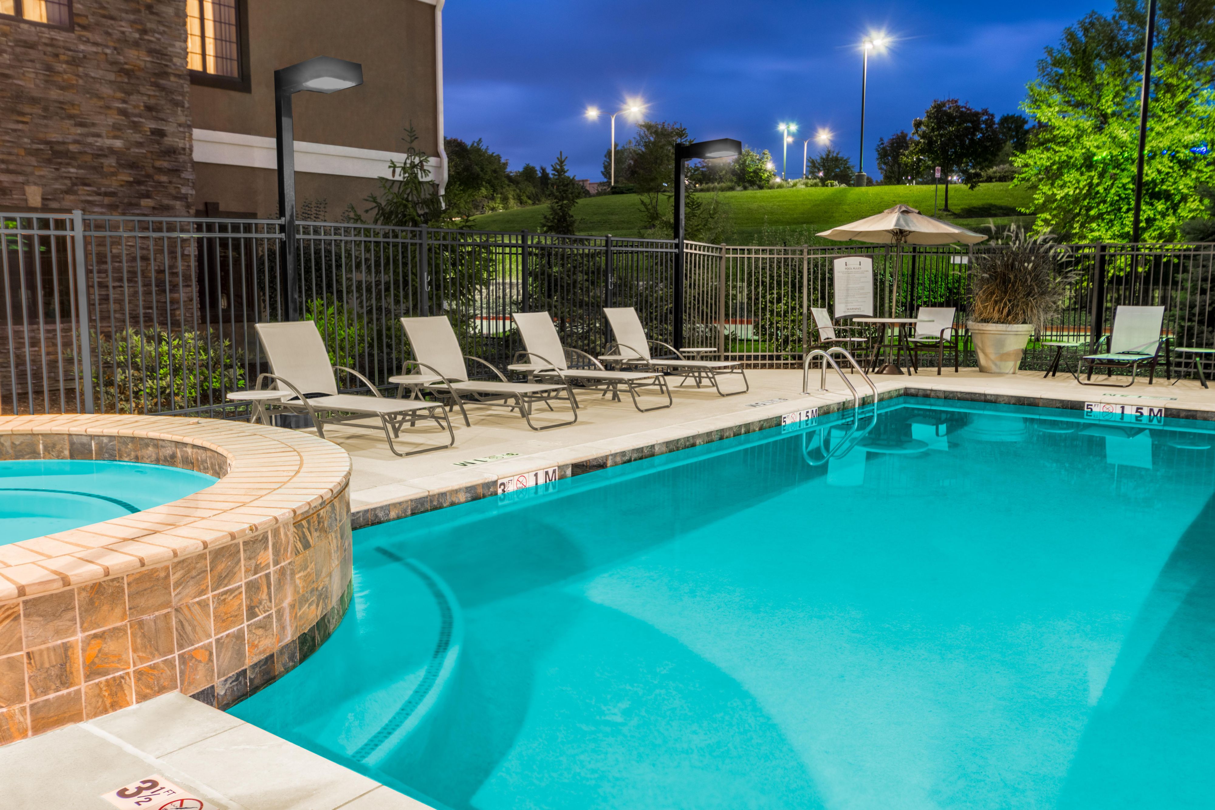 Staybridge Suites Kansas City Independence Amenities 3938