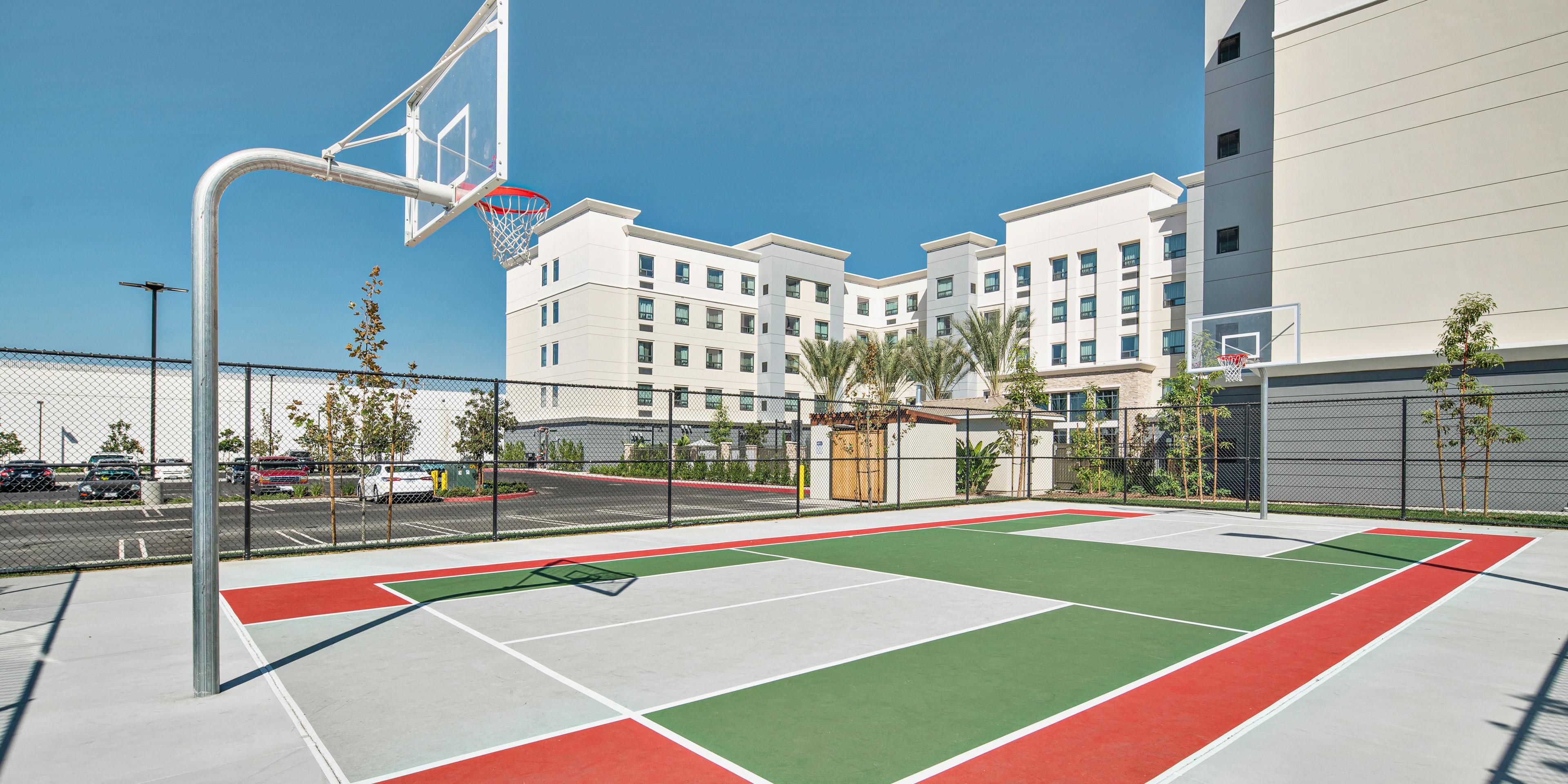 Staybridge Suites Irvine - John Wayne Airport