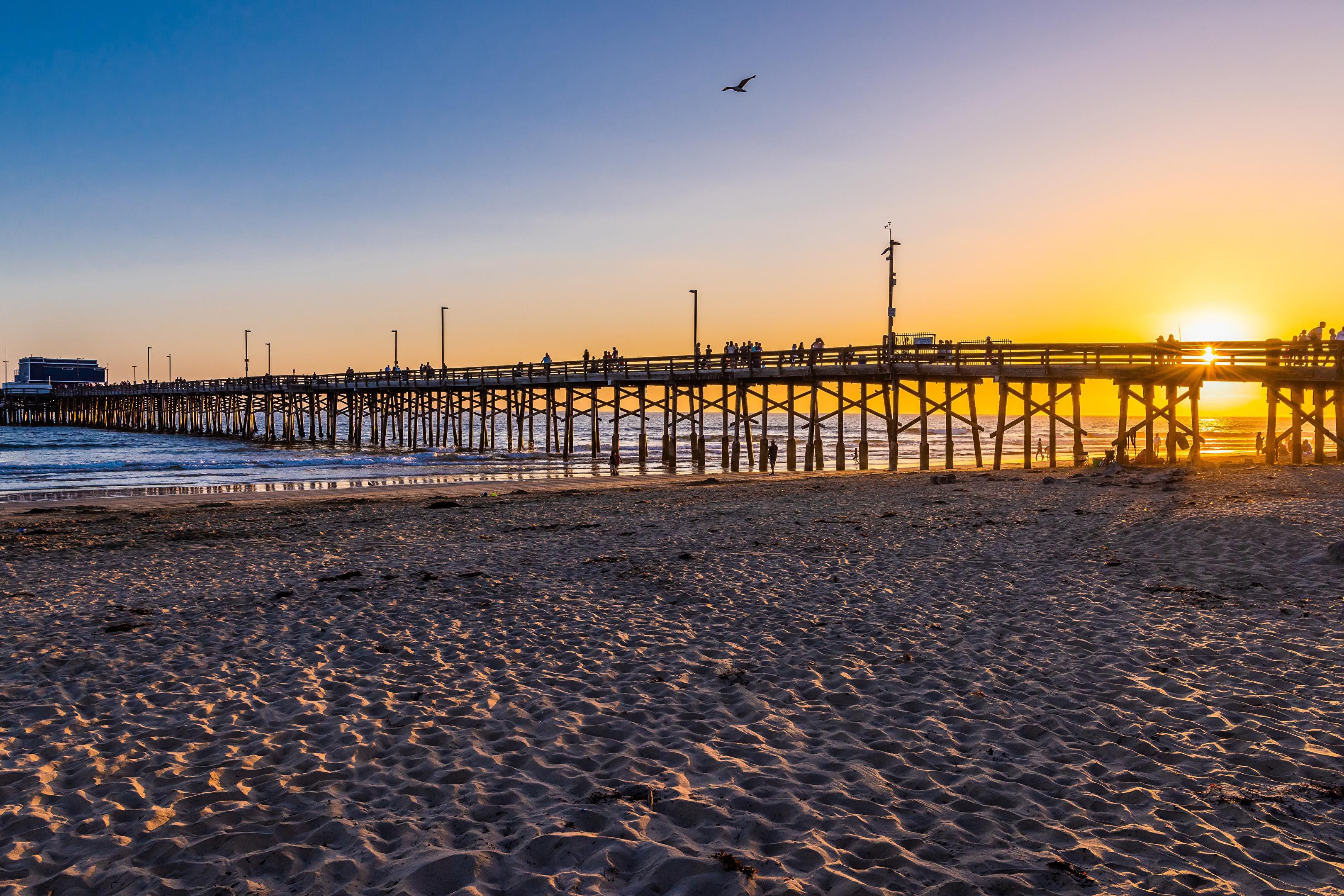 ¡Aproveche al máximo su aventura! Convierta su viaje en una experiencia completa con un viaje por carretera a Irvine. Somos el lugar perfecto para que su viaje futbolístico sea aún más memorable, a poca distancia en auto de Los Ángeles y a minutos del aeropuerto John Wayne.