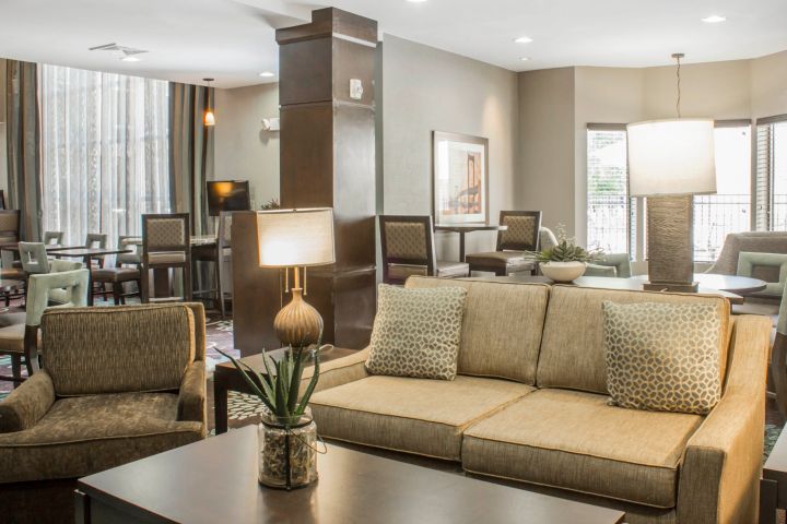 Staybridge Suites Jacksonville-Camp Lejeune A