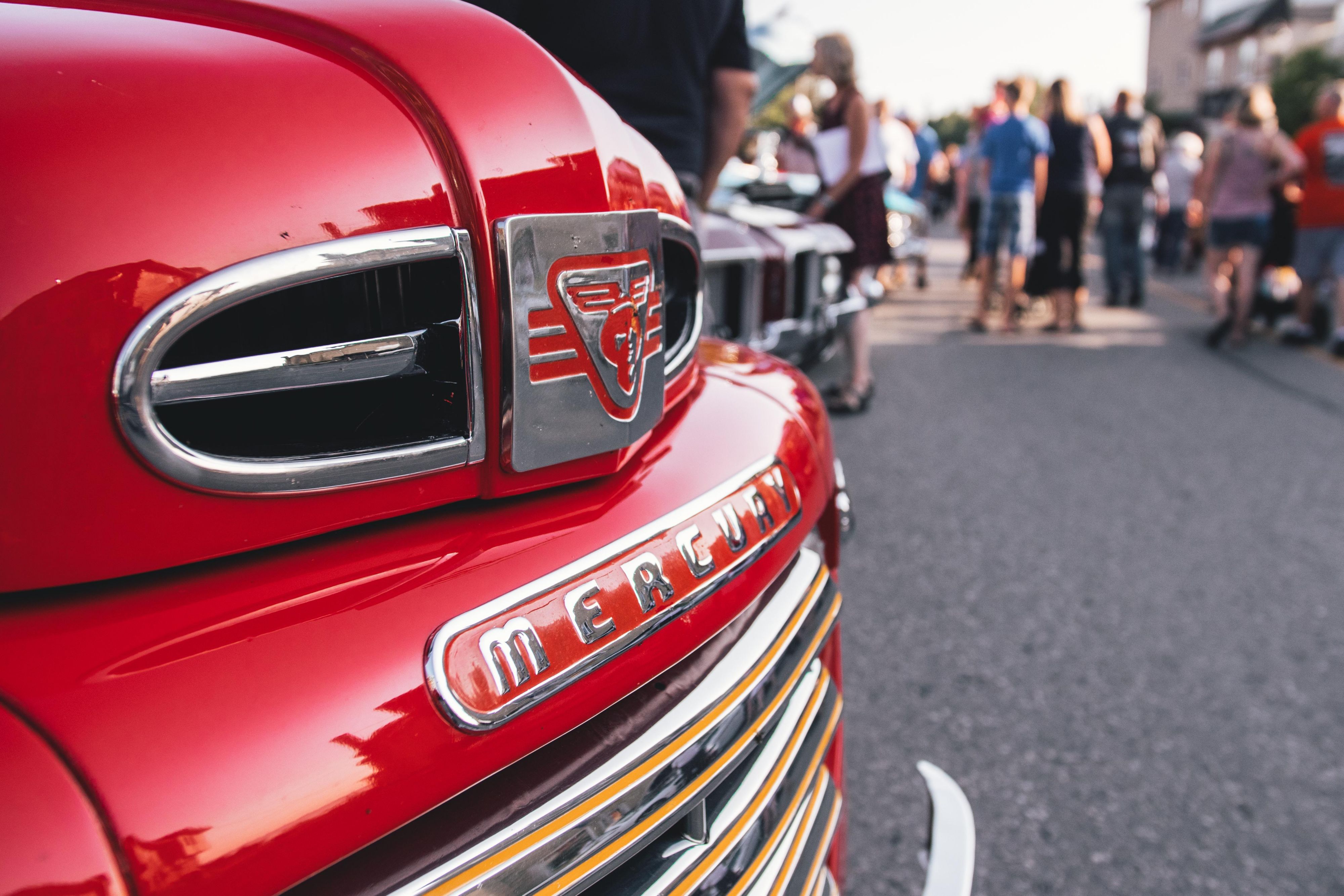 Summer time in Kincardine, July and August Main street becomes alive with the roaring of engines and the bustling of people check out the variety of different cars, your for to find something for everyone. 