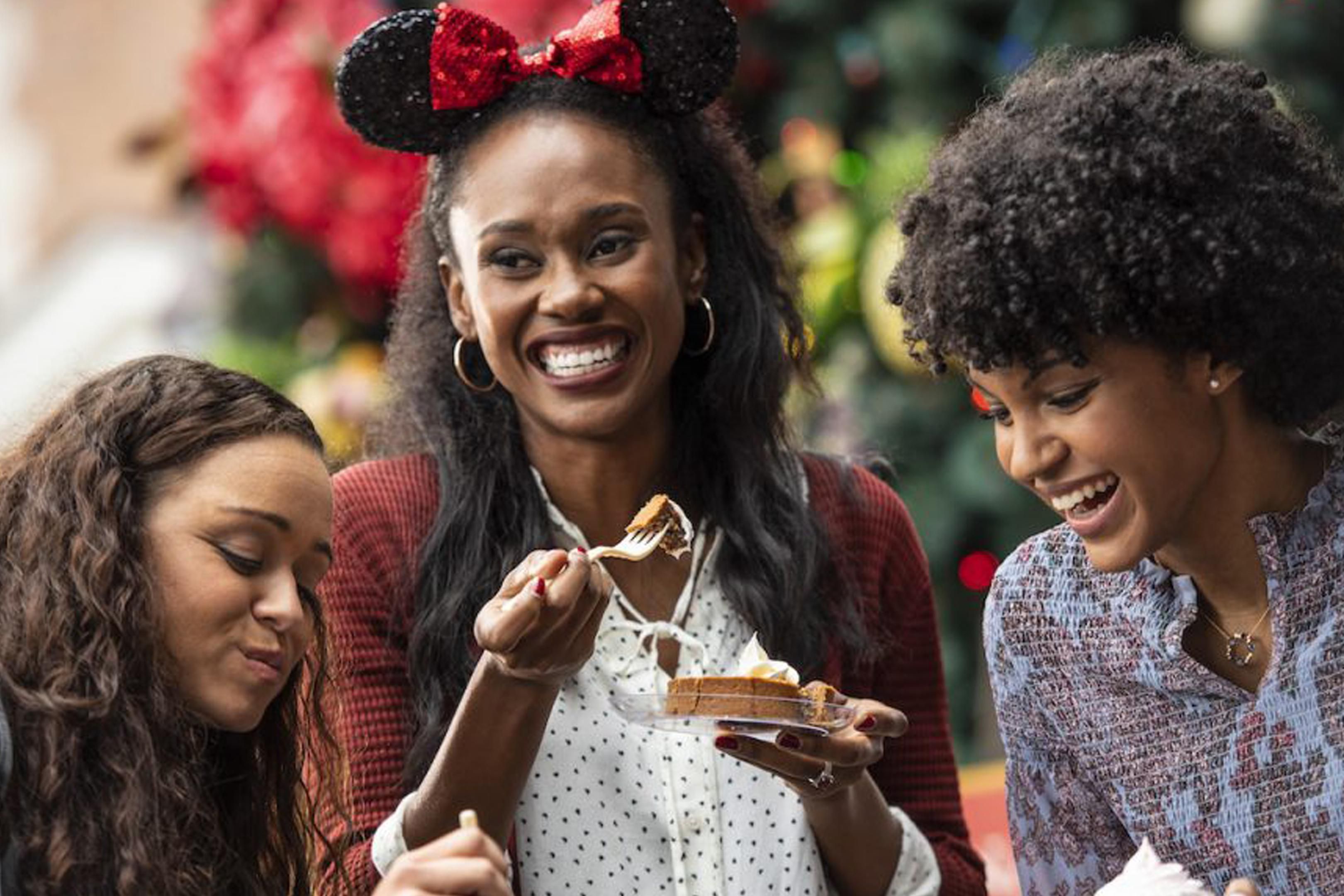 Fuel up for your Orlando adventure with our complimentary breakfast buffet serving hot and cold options. Enjoy all your morning favorites, including eggs, bacon or sausage, potatoes, delicious pastries, bagels or toast, cereals, oatmeal, a yogurt bar, and freshly brewed coffee and juices. 