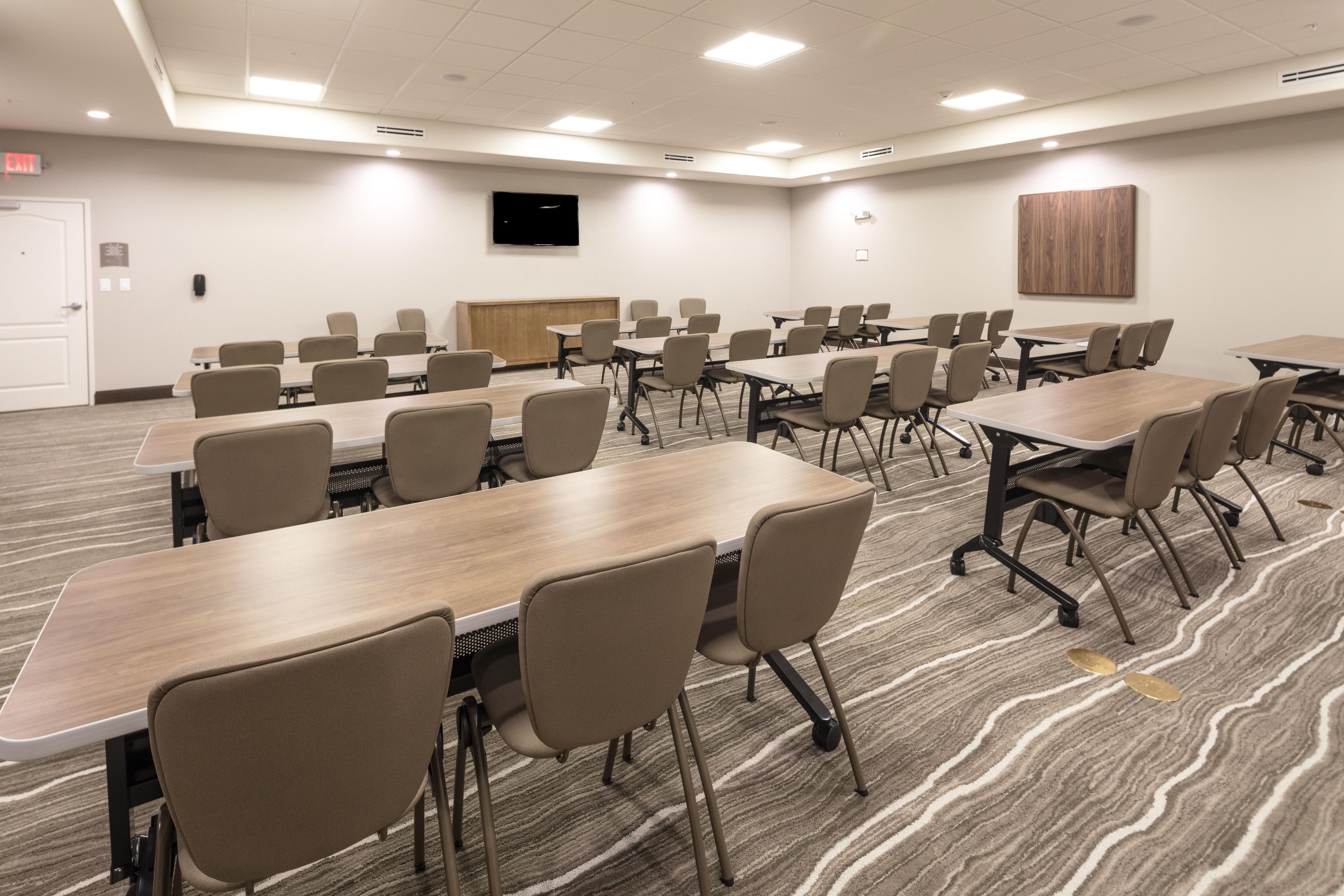 Enjoy one of our onsite meeting spaces.  Call 979-285-9775 or stop by hotel front desk for any inquiry.