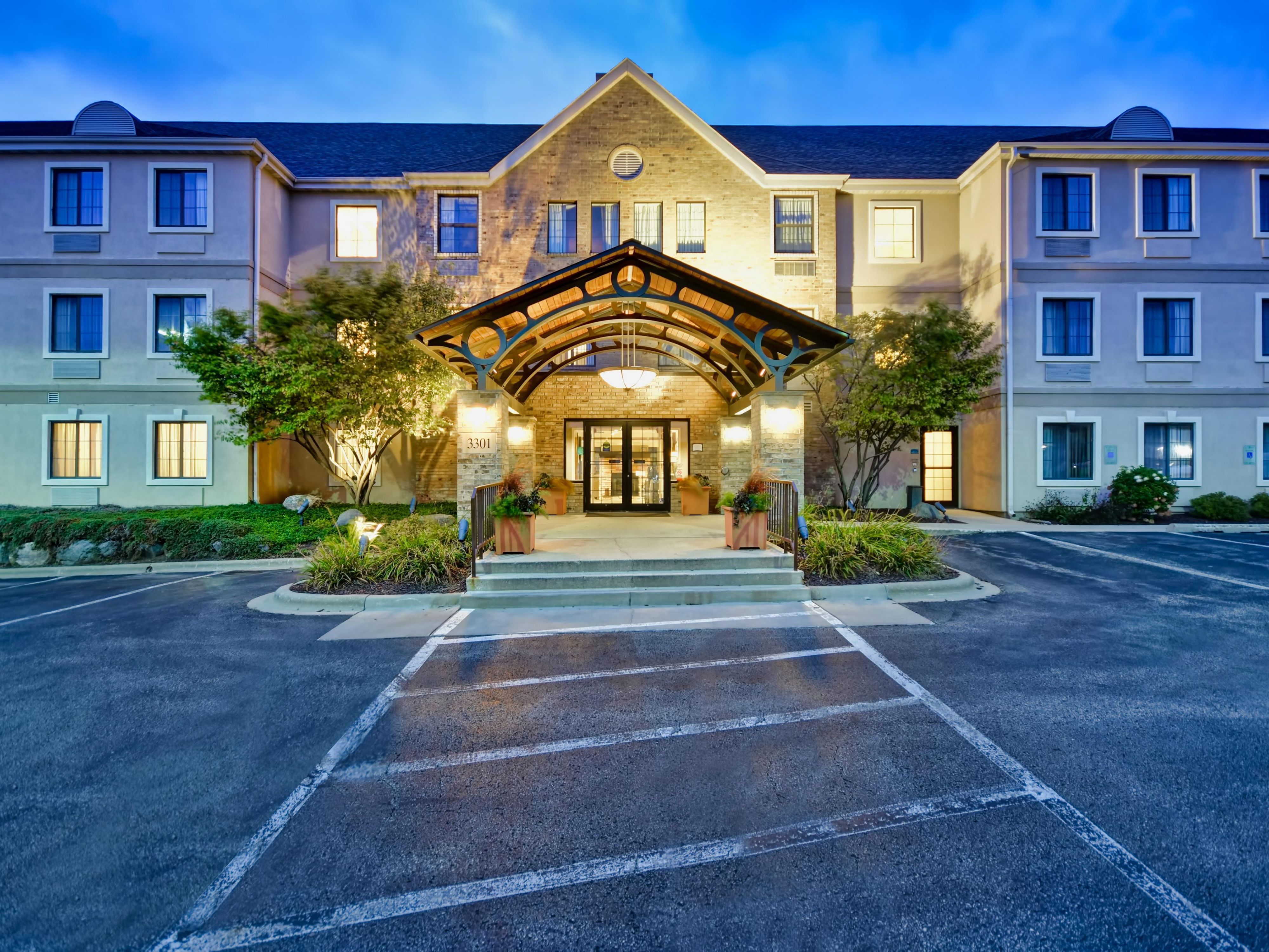 Extended Stay Hotel near Kohl Center | Staybridge Suites Madison-East