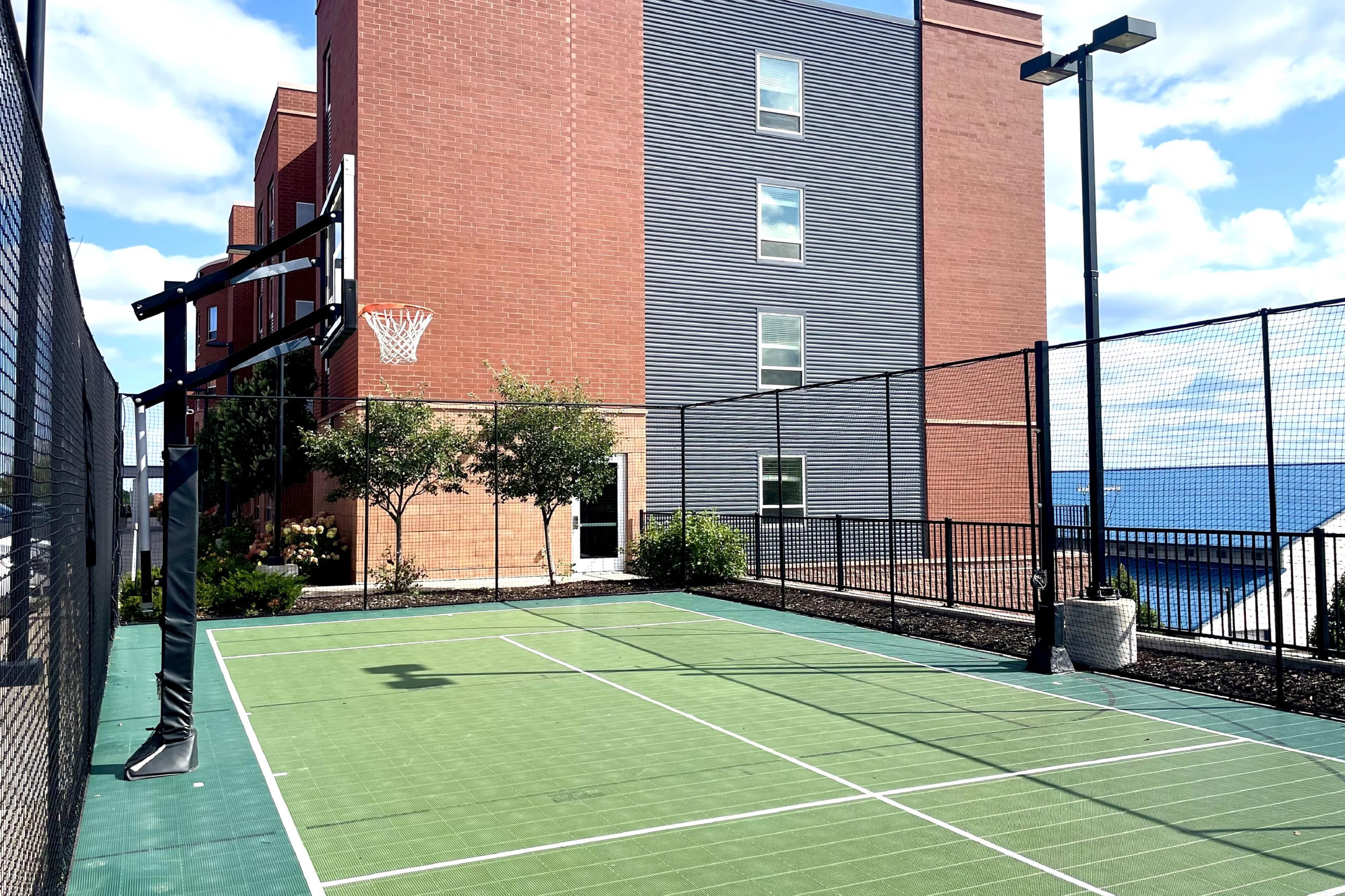 Be active during your stay with our on-site sports court, perfect for basketball, pickleball, and other outdoor games. For those who love to explore, enjoy direct access to a scenic bike path right from our hotel, which is ideal for a leisurely ride or a stroll through Marquette’s beautiful surroundings.