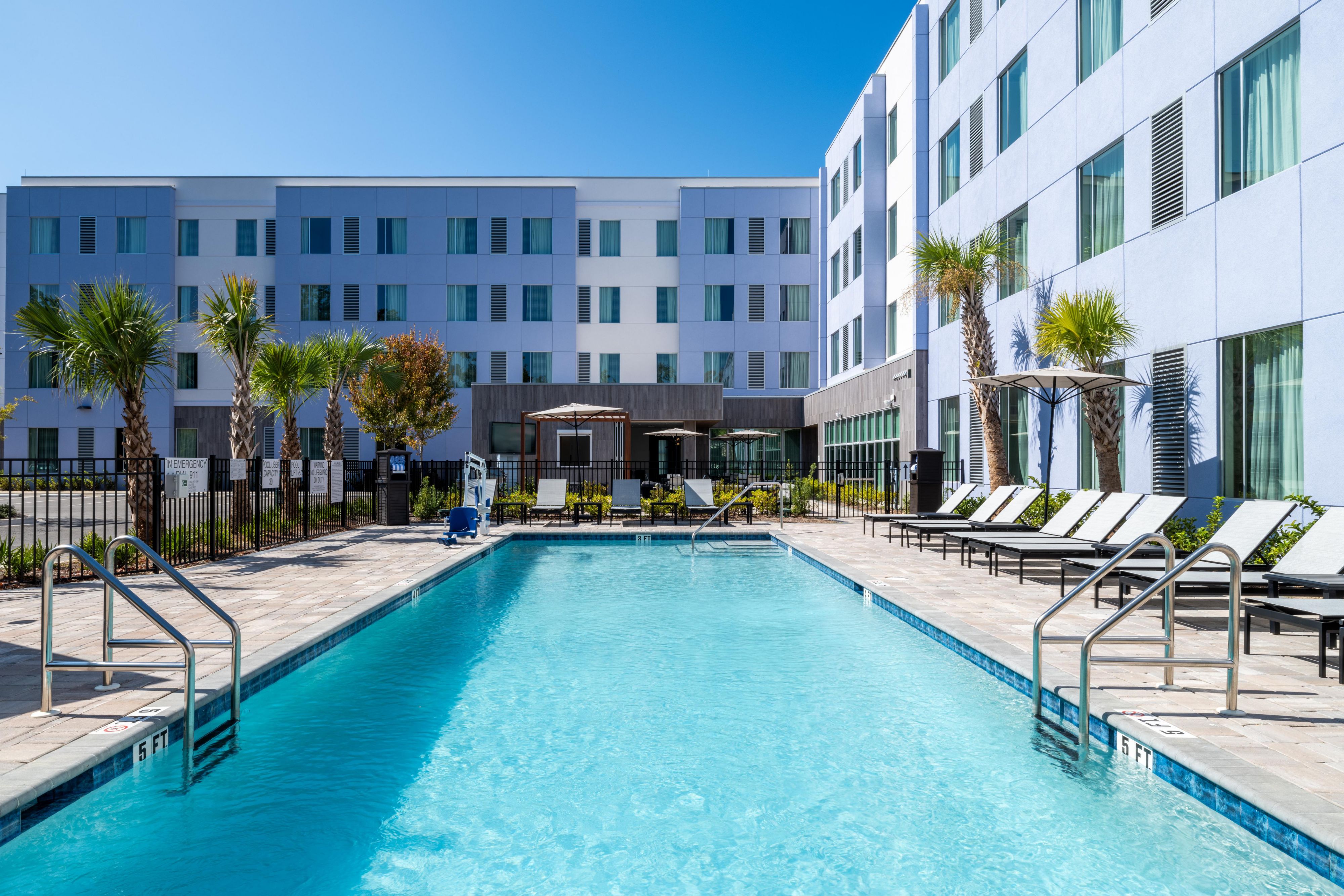 Take a refreshing dip or relax in the sun at our outdoor pool. Order poolside snacks and refreshing drinks from Salt Vine, our on-site restaurant. Whether unwinding after a day at the beach or cooling down after exploring, this is your perfect relaxation spot.  