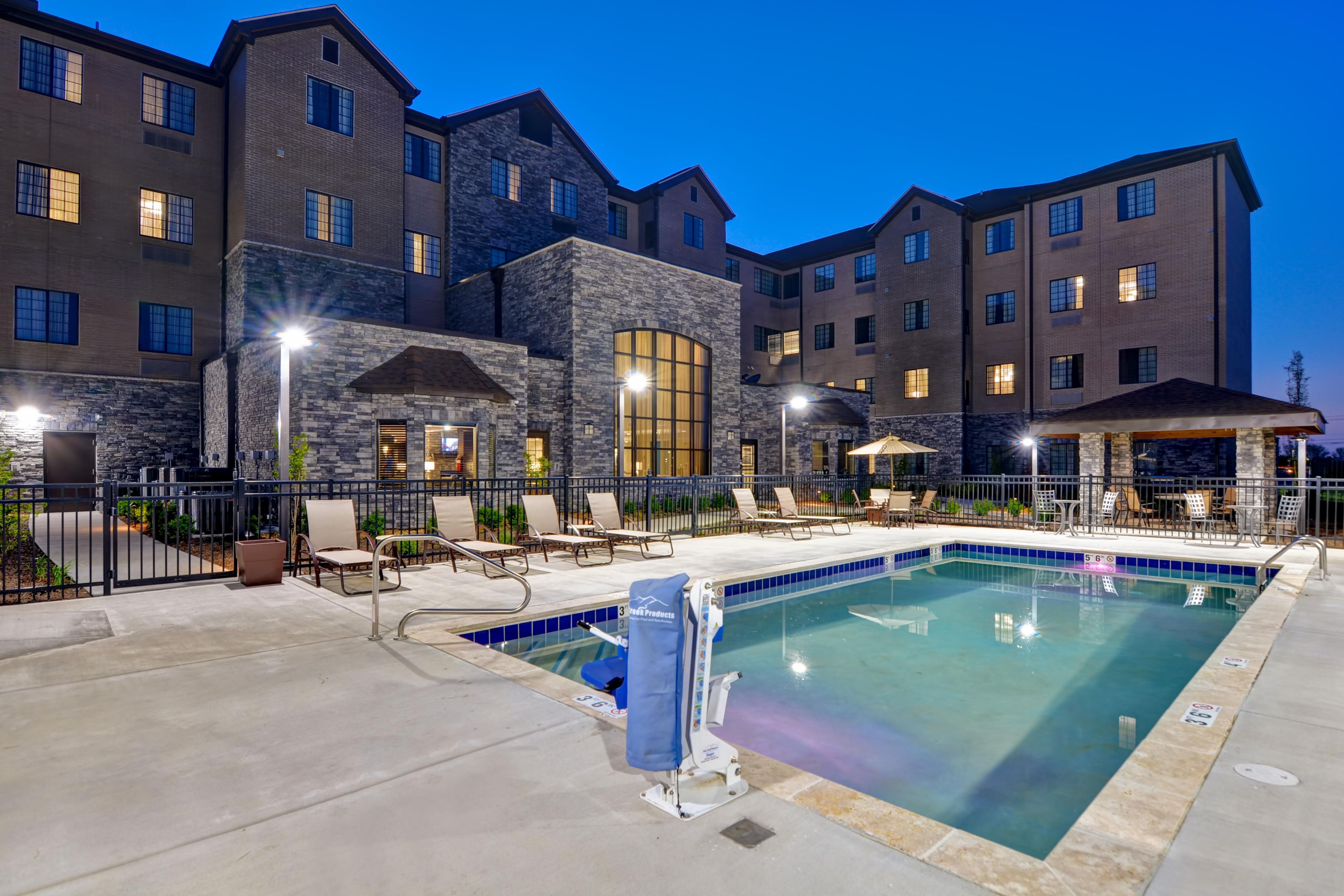 Nashville Hotels In Mt. Juliet, TN  Holiday Inn Express® & Suites Mt.  Juliet - Nashville Area