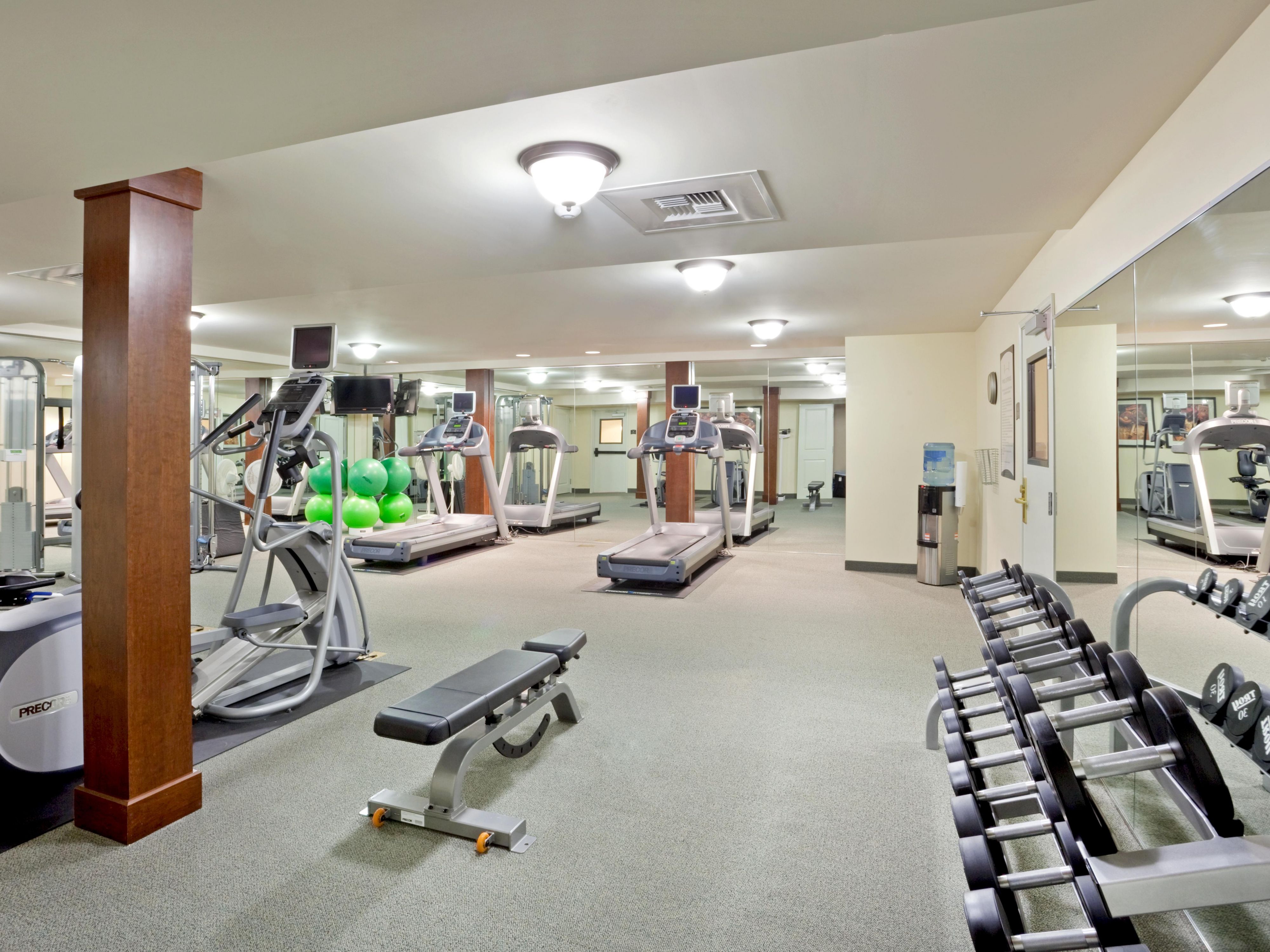 Everett - Paine Field spa photo