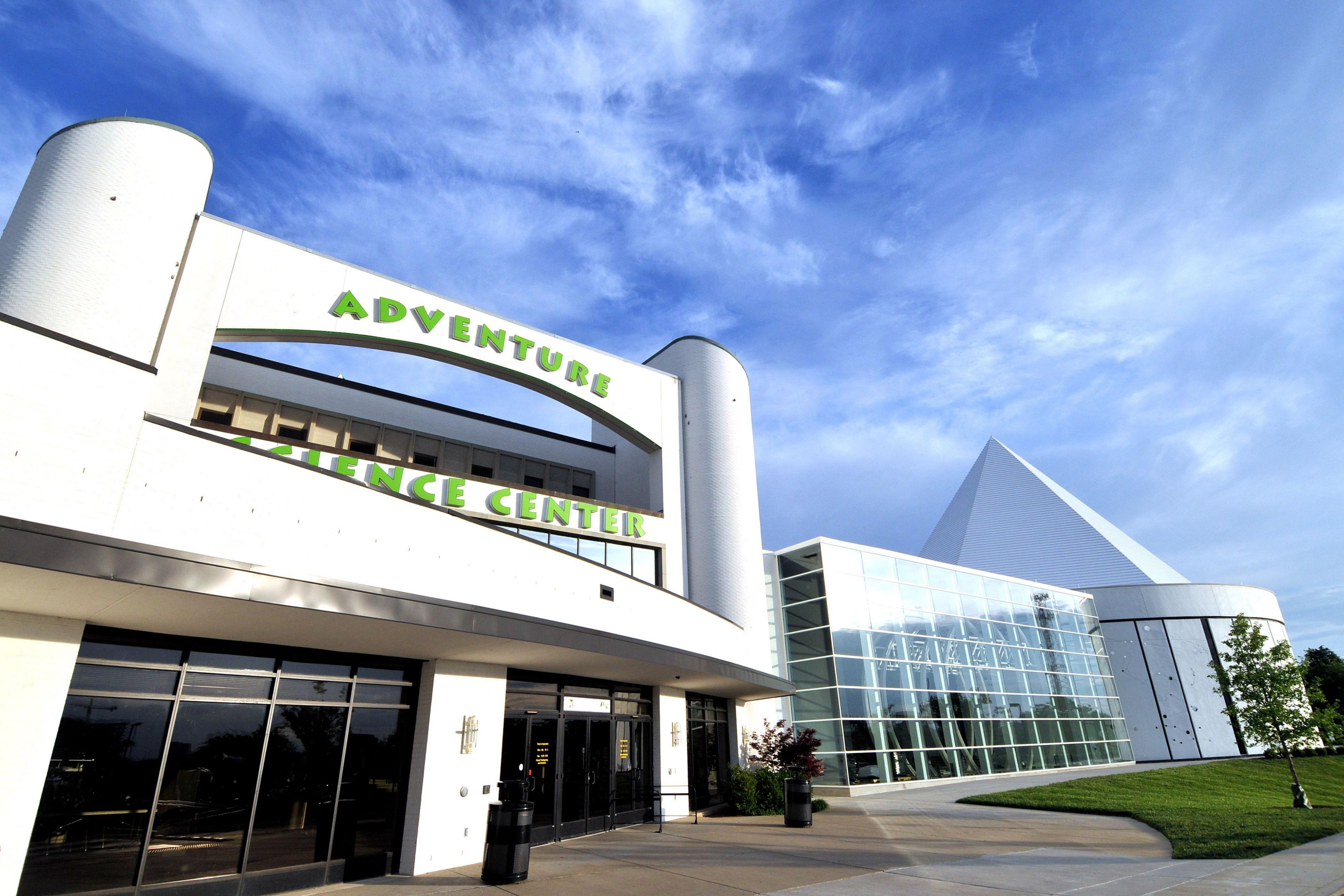Erkunden Sie praktische Ausstellungsstücke im Adventure Science Center