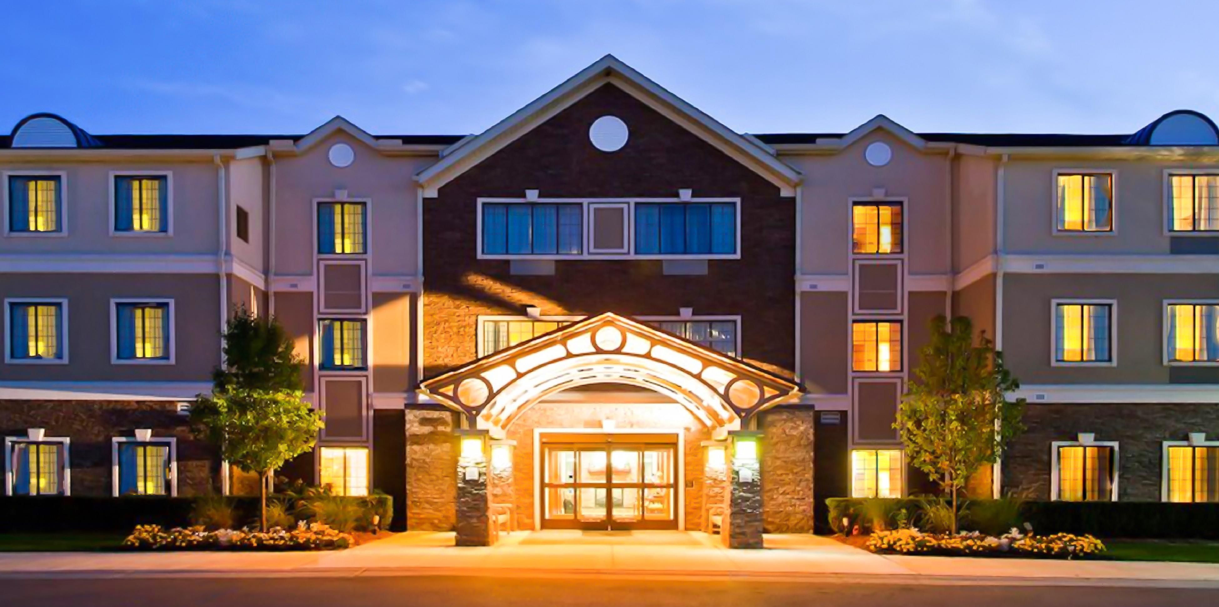 Staybridge Suites Detroit - Novi