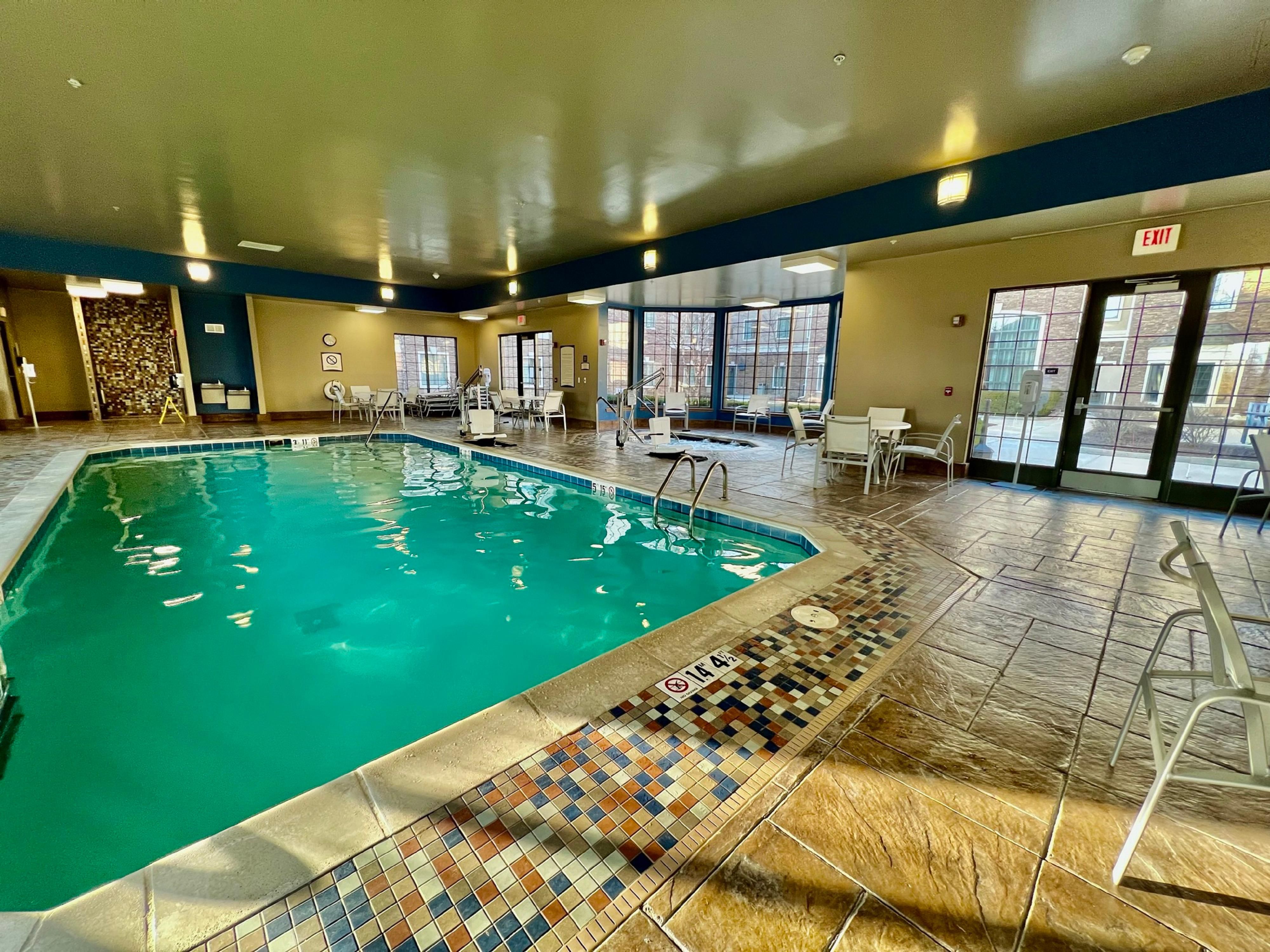 Detroit - Novi spa photo