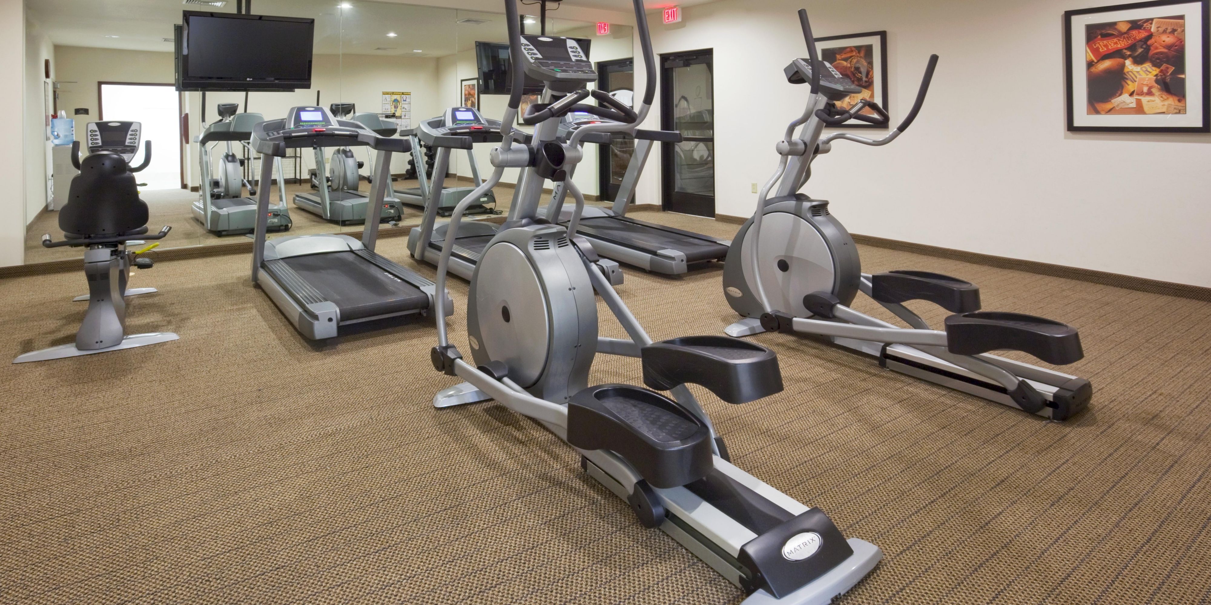 Staybridge Suites Milwaukee West-Oconomowoc Amenities