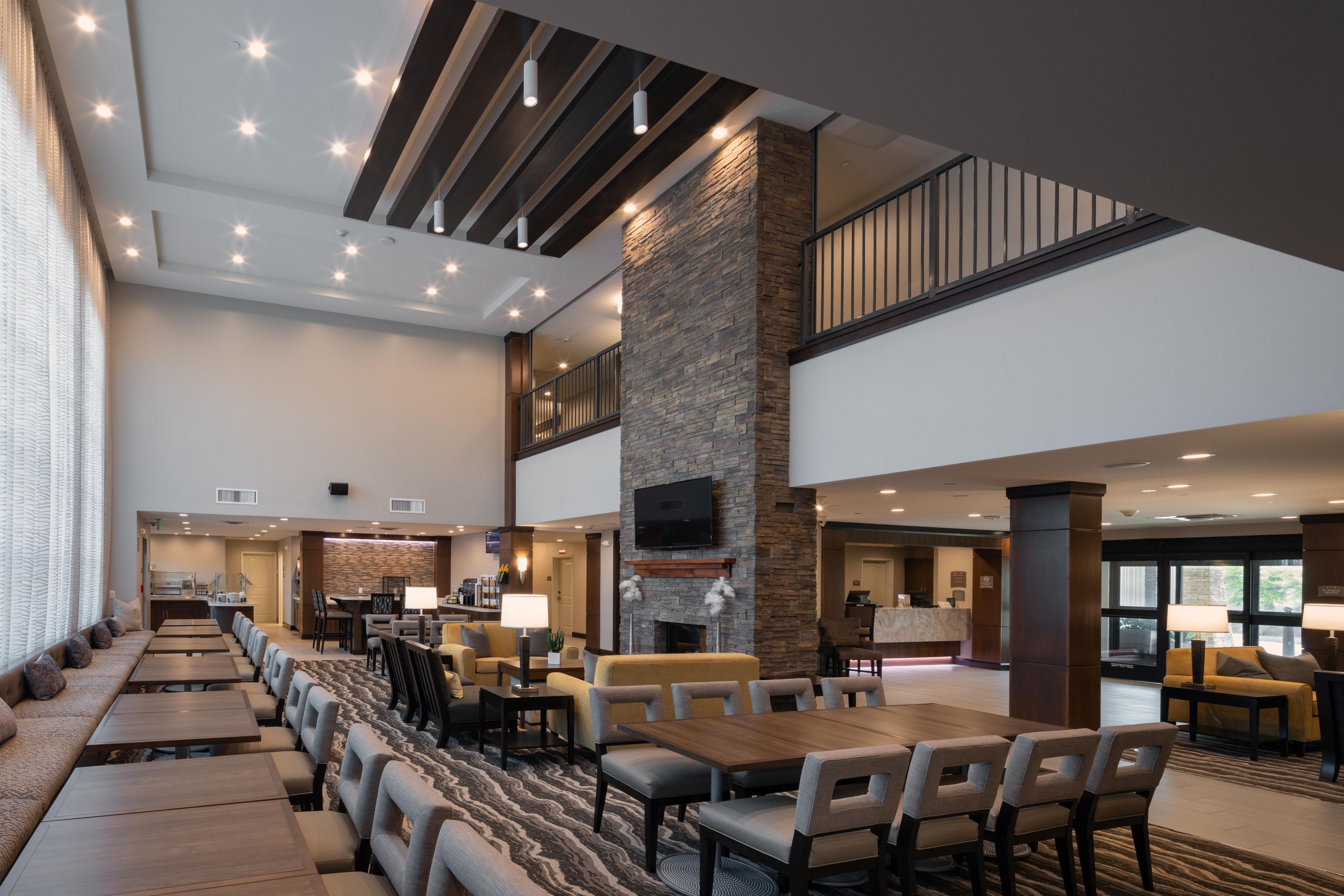Unwind from the day with complimentary light bites during our evening social every Monday, Tuesday, and Wednesday from 05:30 PM-07:00 PM. Our menu changes each week and is the perfect opportunity to socialize with fellow guests.