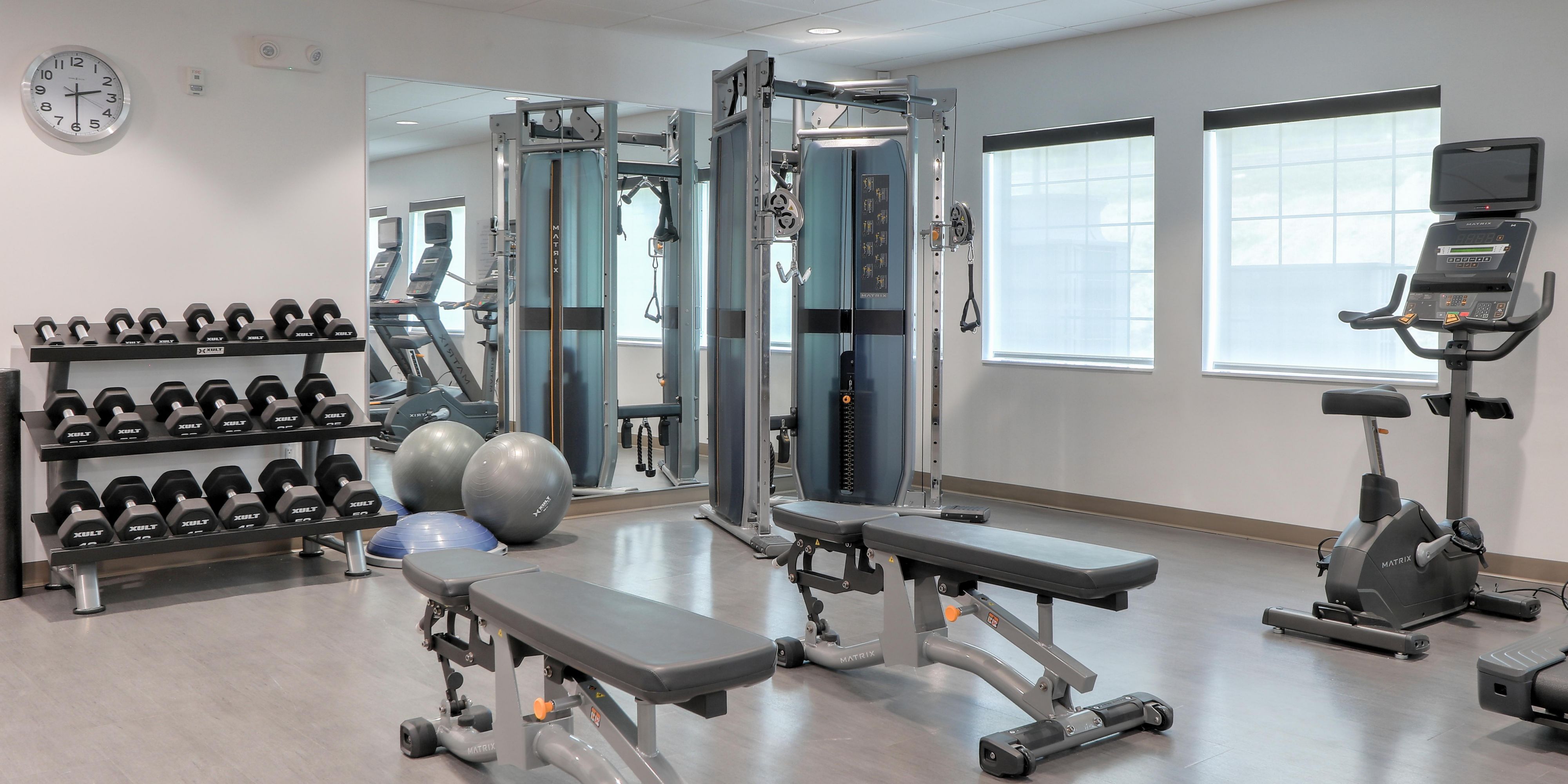 Recharge and stay fit 24/7 with cardio, weights, and more!