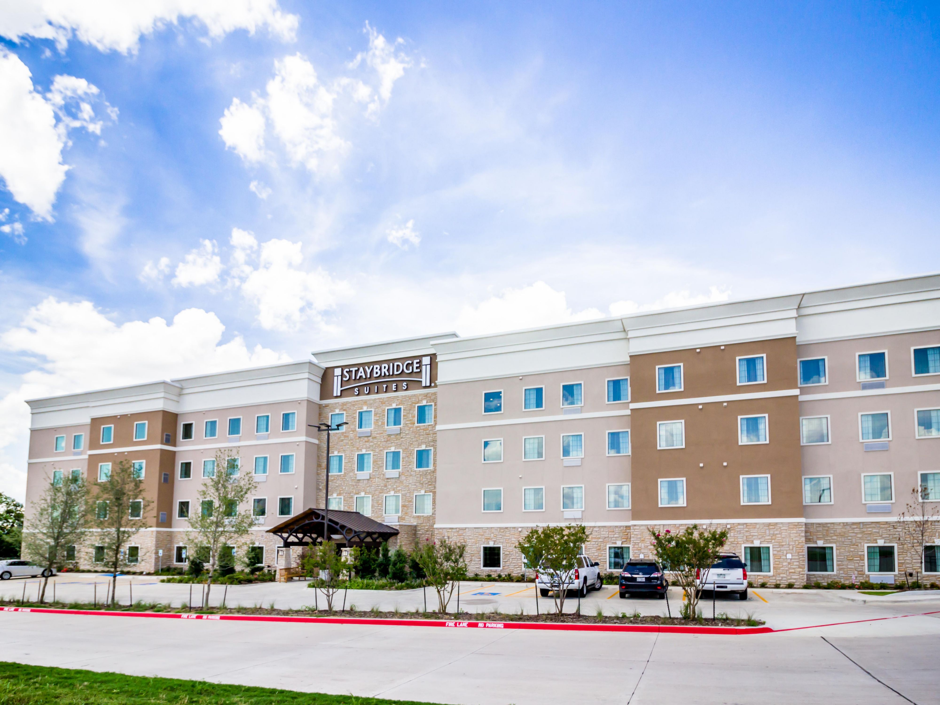 Hotels in Plano Frisco, TX near Stonebriar Mall