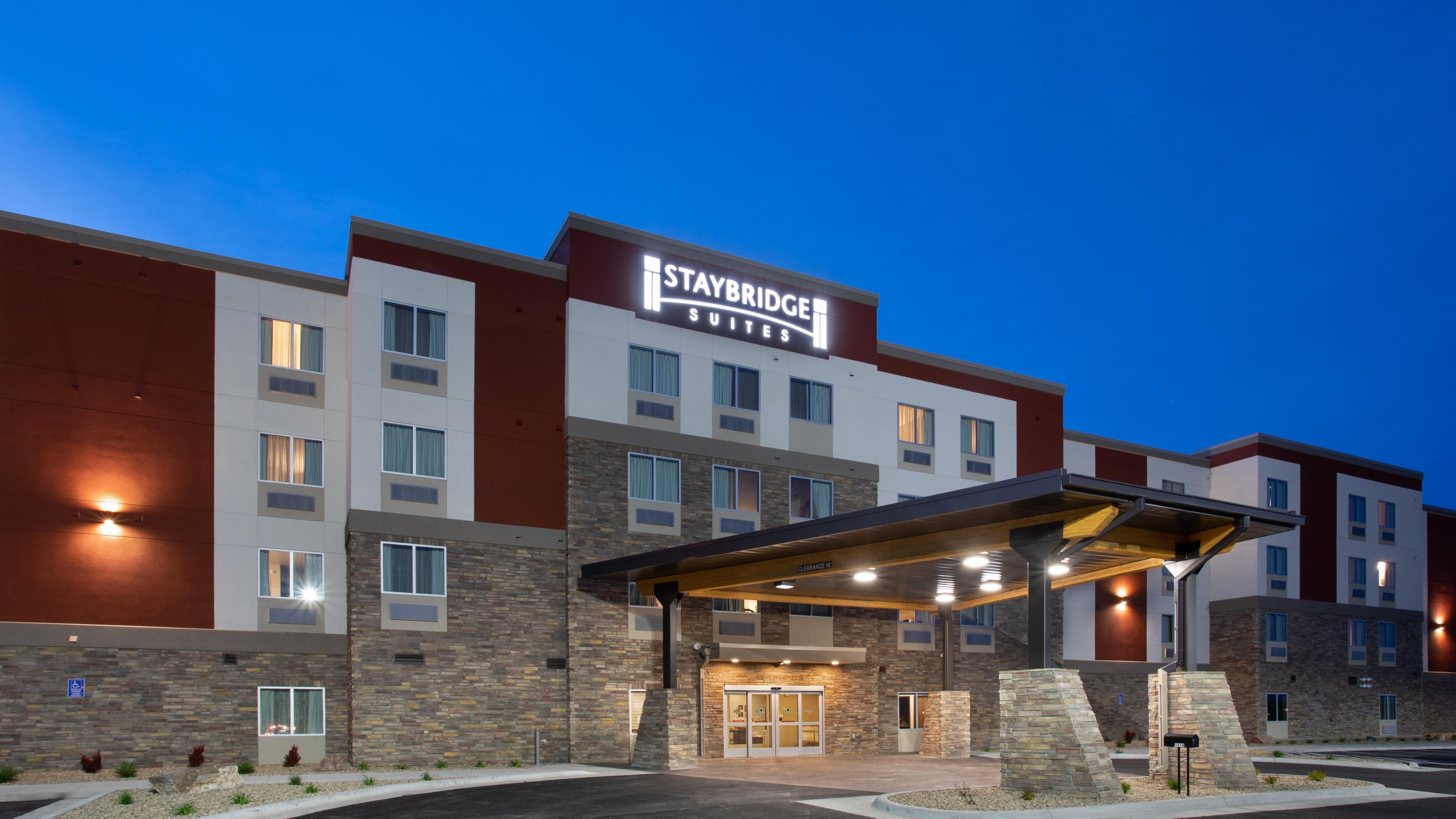 Rapid City Pet Friendly Hotels | Find IHG Dog Friendly Hotels in Rapid City,  South Dakota