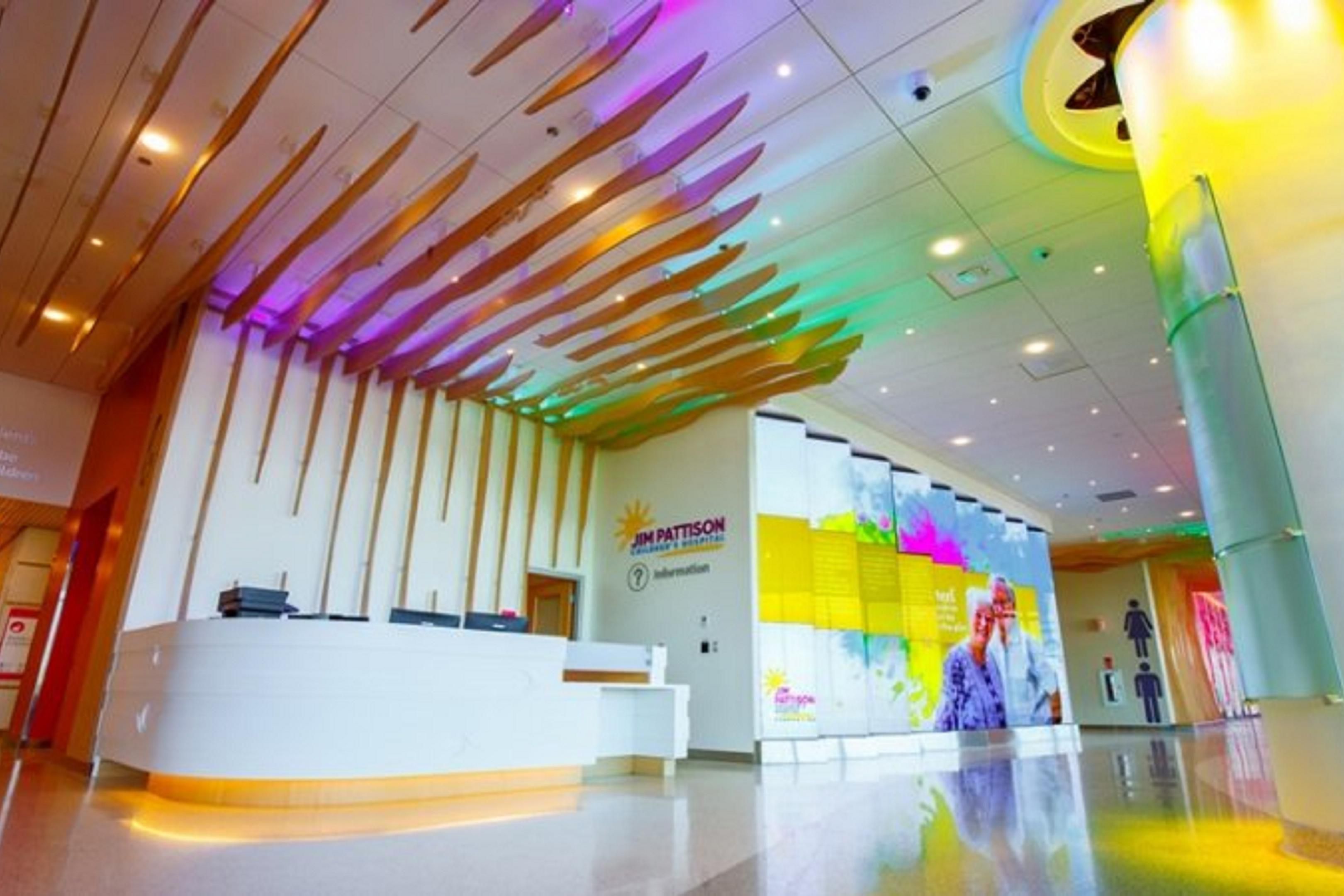 Located just a few minutes down the road from Royal University Hospital, Jim Pattison Children's Hospital and the Saskatoon Cancer Centre. We offer a complimentary hotel shuttle service to all of these medical facilities. Let us be your home while attending an appointment or visiting a loved one. 