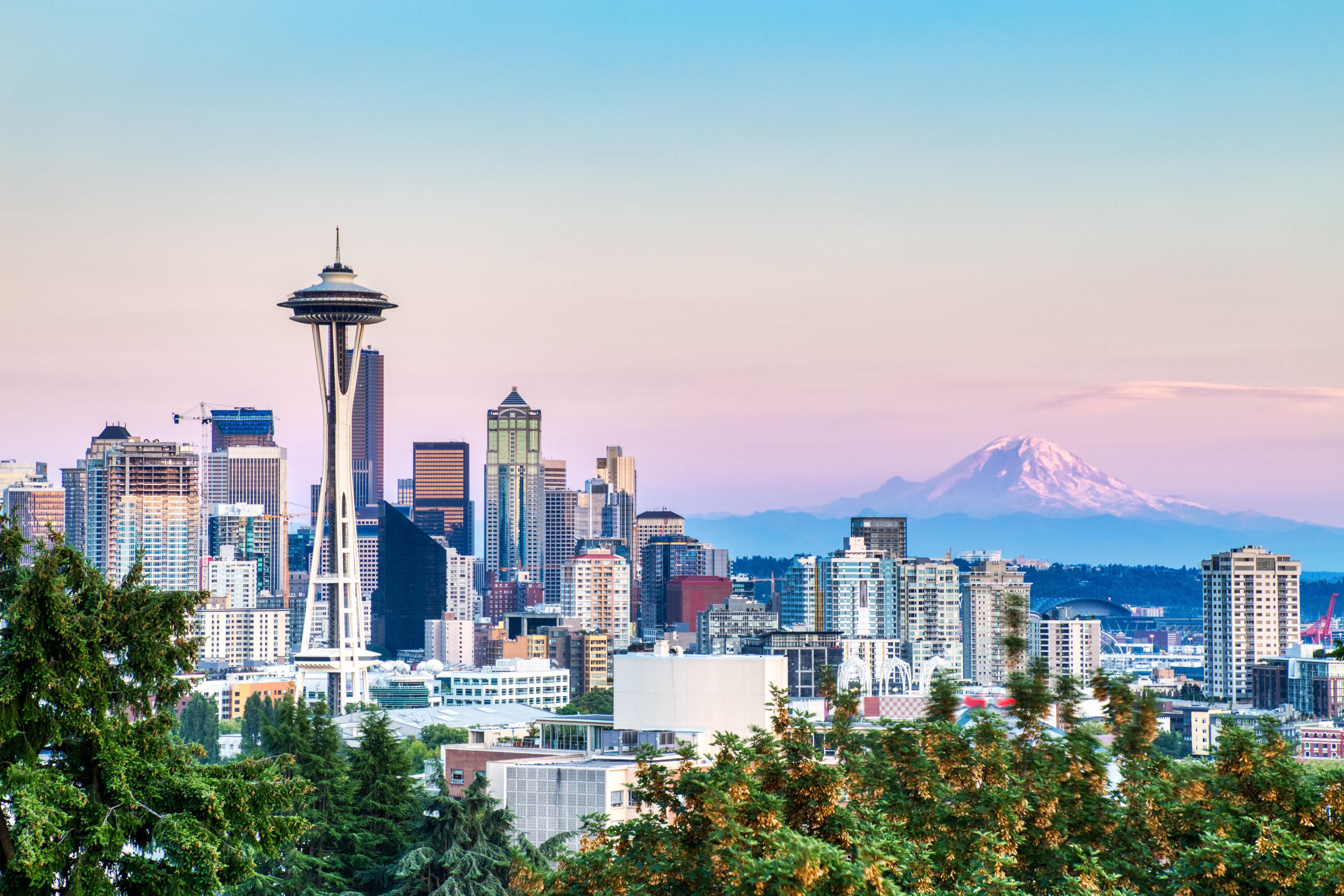 Conveniently located near the Space Needle, popular destinations such as Pike Place Market, Lake Union Park, and the Museum of Pop Culture are just minutes away. Business travelers will be close to major corporate offices, including Amazon, Microsoft, Google, and Nordstrom. The Seattle Tacoma International Airport is also just a short drive away.