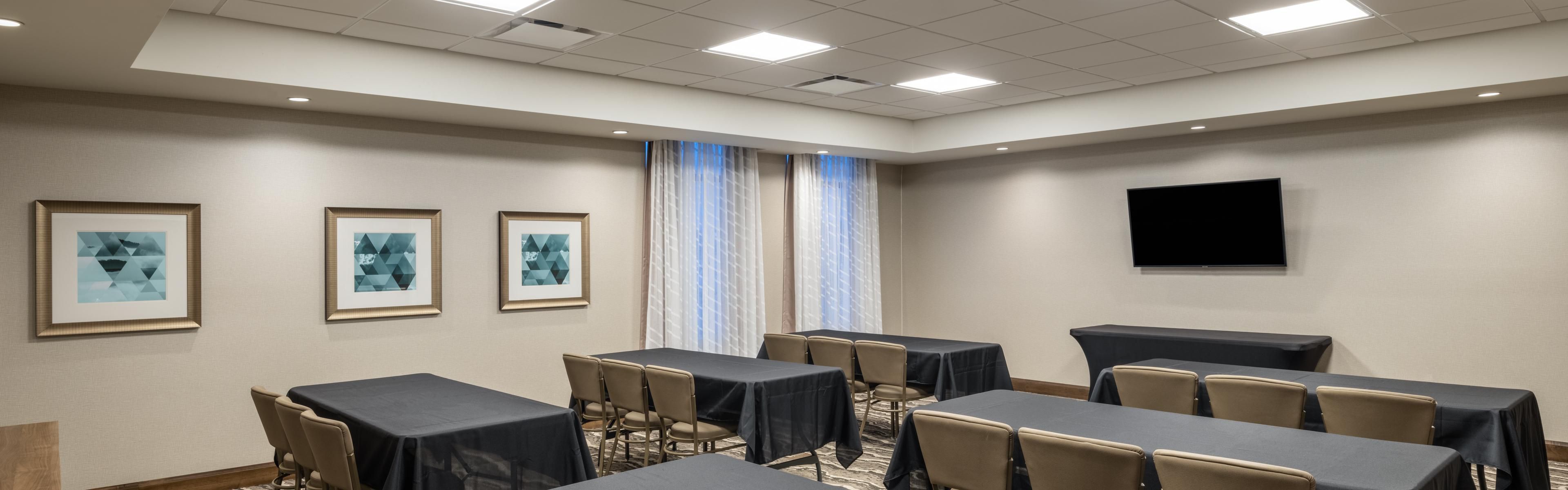 Need to do some training? Utilize our onsite meeting room.