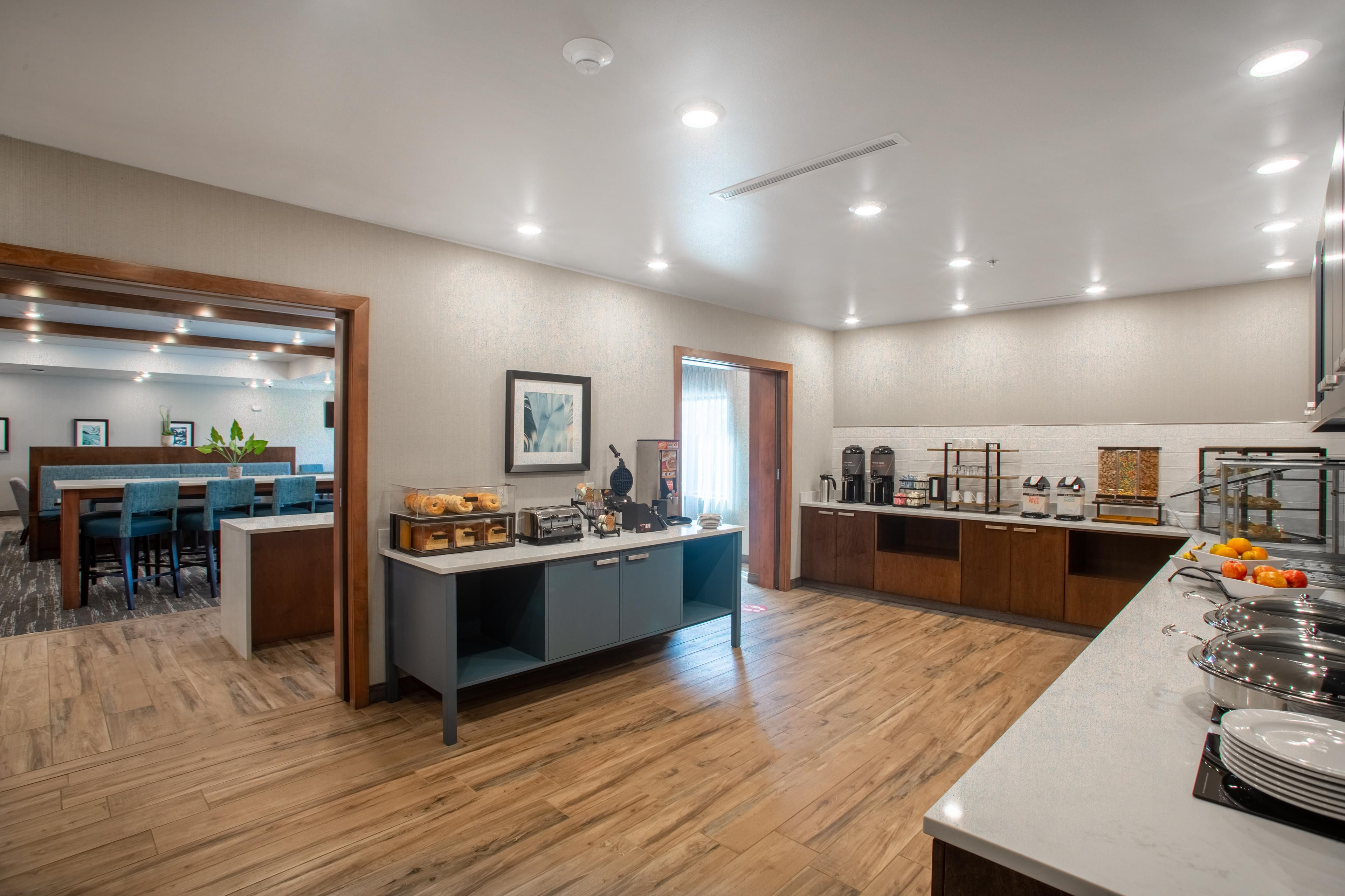 Enjoy our complimentary hot breakfast buffet.  It is served from 6am-9:30am Monday-Friday and 7am-10:30am Saturday-Sunday.