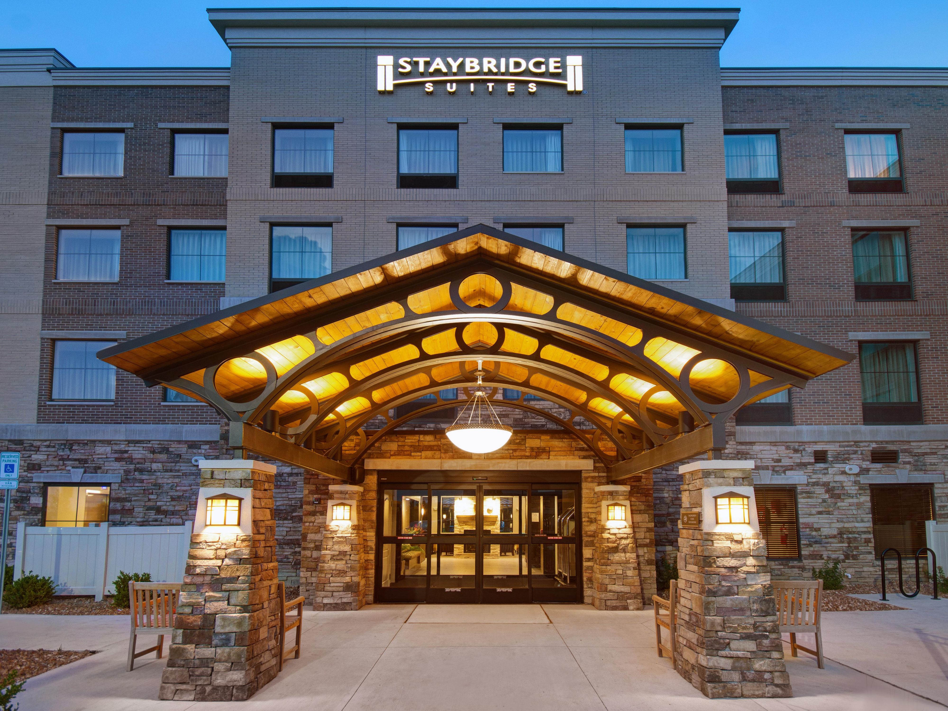 Suites Hotels in Sterling Heights, MI | Staybridge Suites Sterling