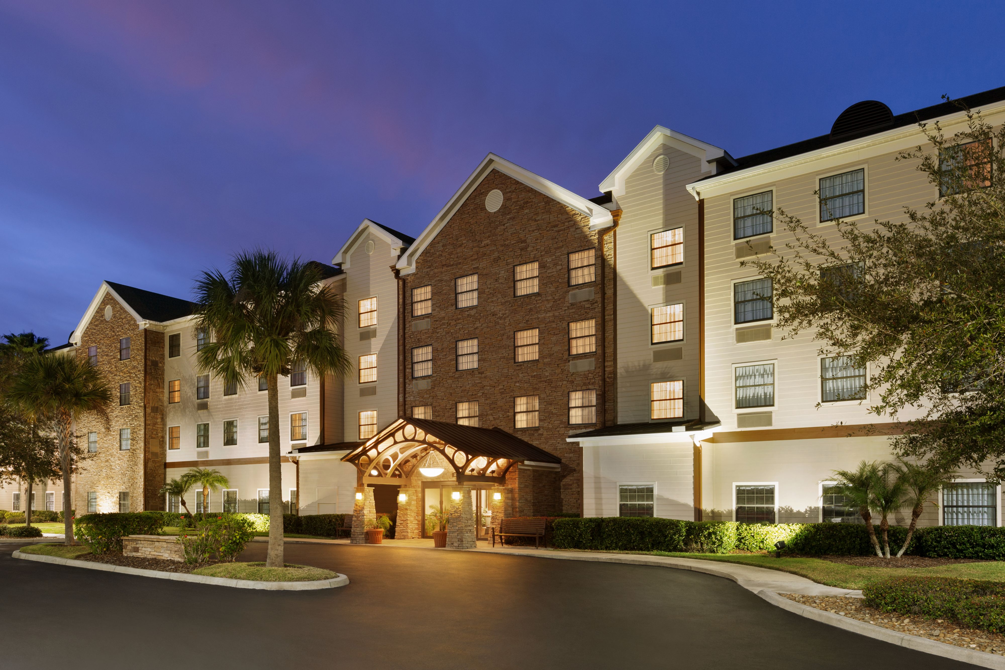 Pet Friendly Extended Stay Hotels In Tampa Staybridge Suites Tampa East Brandon