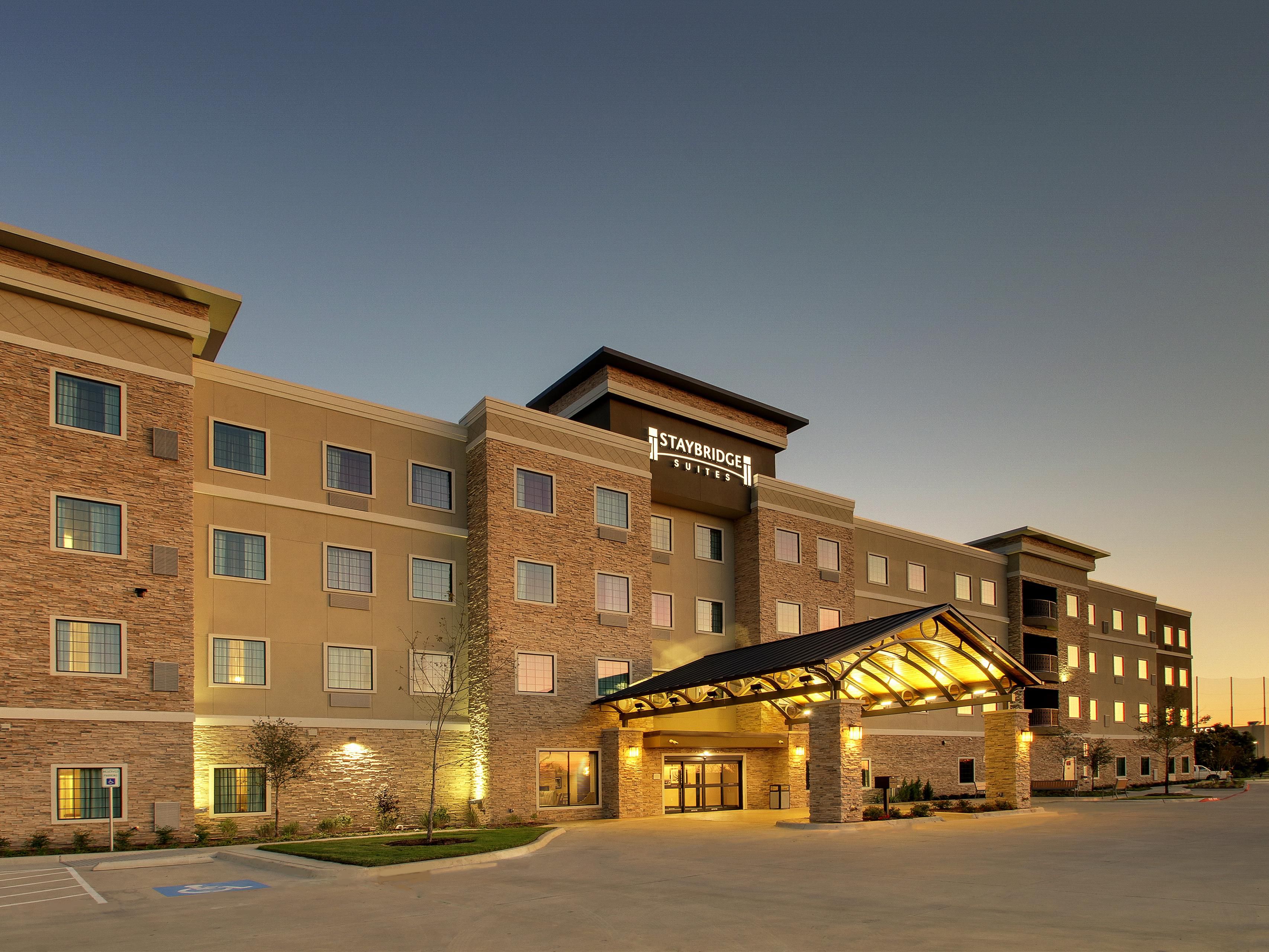 Extended Stay Hotels in The Colony, TX | Staybridge Suites Plano - The ...