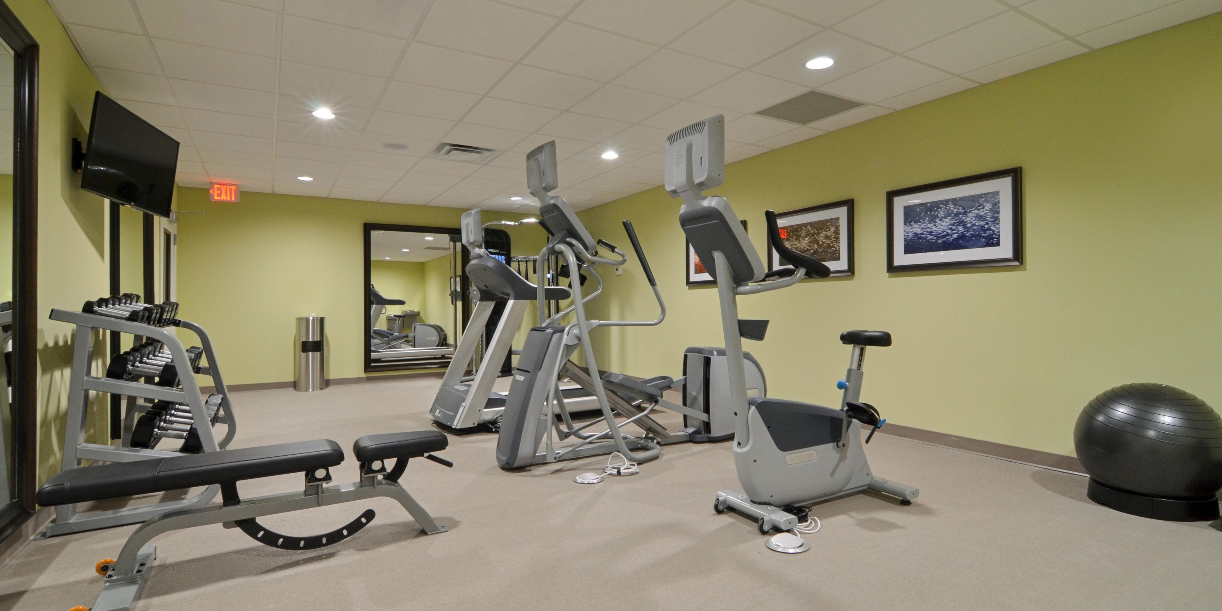24/7 free fully-equipped fitness center at Staybridge Suites