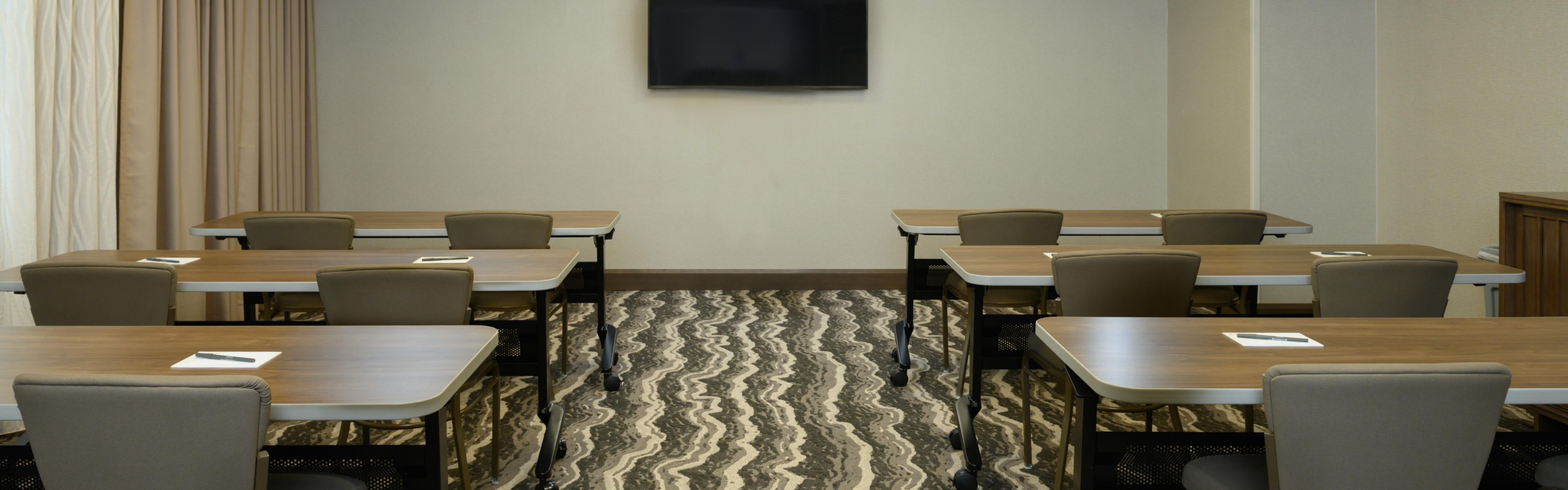 Citrus Meeting Room