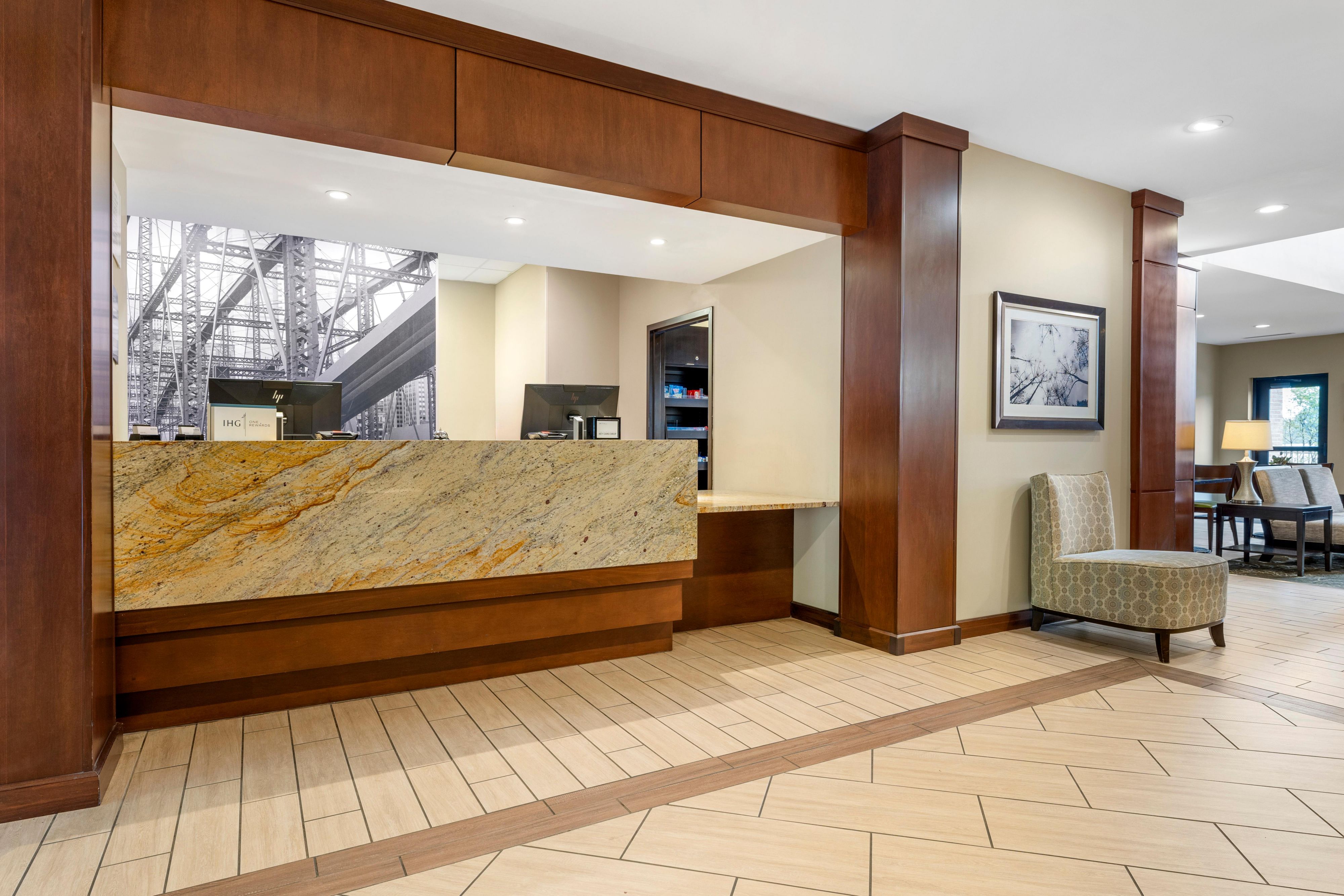 Hotel in Warrendale, PA | Staybridge Suites Pittsburgh–Cranberry