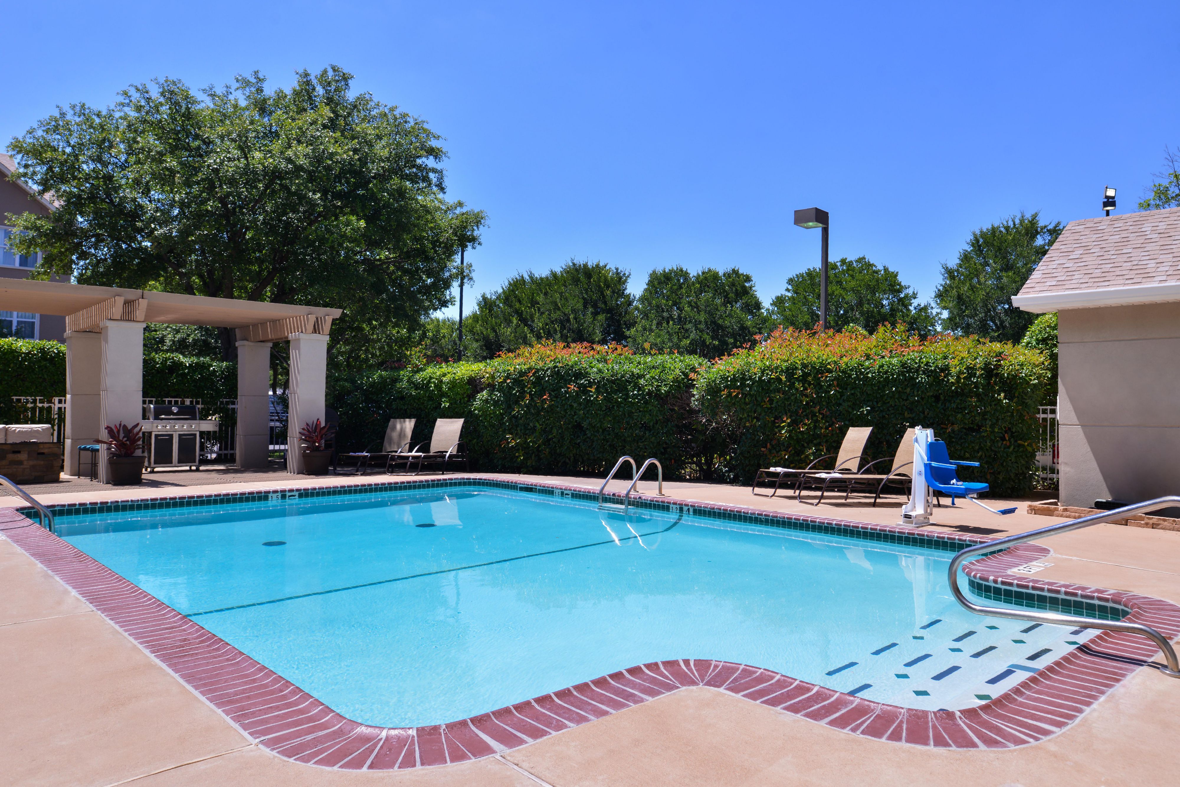 Whether you energize your morning with a refreshing swim or unwind with a soothing soak, our seasonal outdoor pool offers the perfect retreat for both recreation and relaxation. Take a dip, recharge in the sun, or simply lounge poolside and enjoy the serene atmosphere.