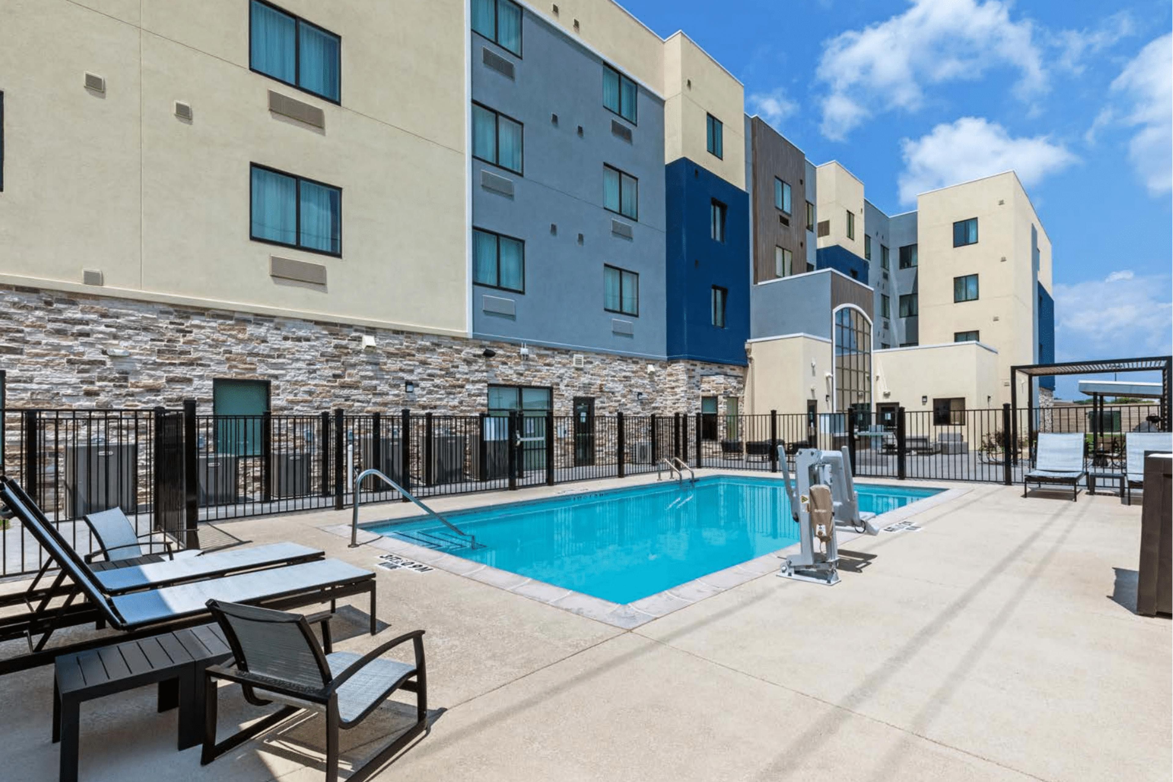 The New Staybridge Suites Waco South Woodway is the perfect stop for families. Our guests love our outdoor amenities like our pool, guest patio, and sports court. Whether you are staying with us for a short stay, or taking advantage of our amazing long term and extended stay amenities, the pool will be perfect for you and your family. 