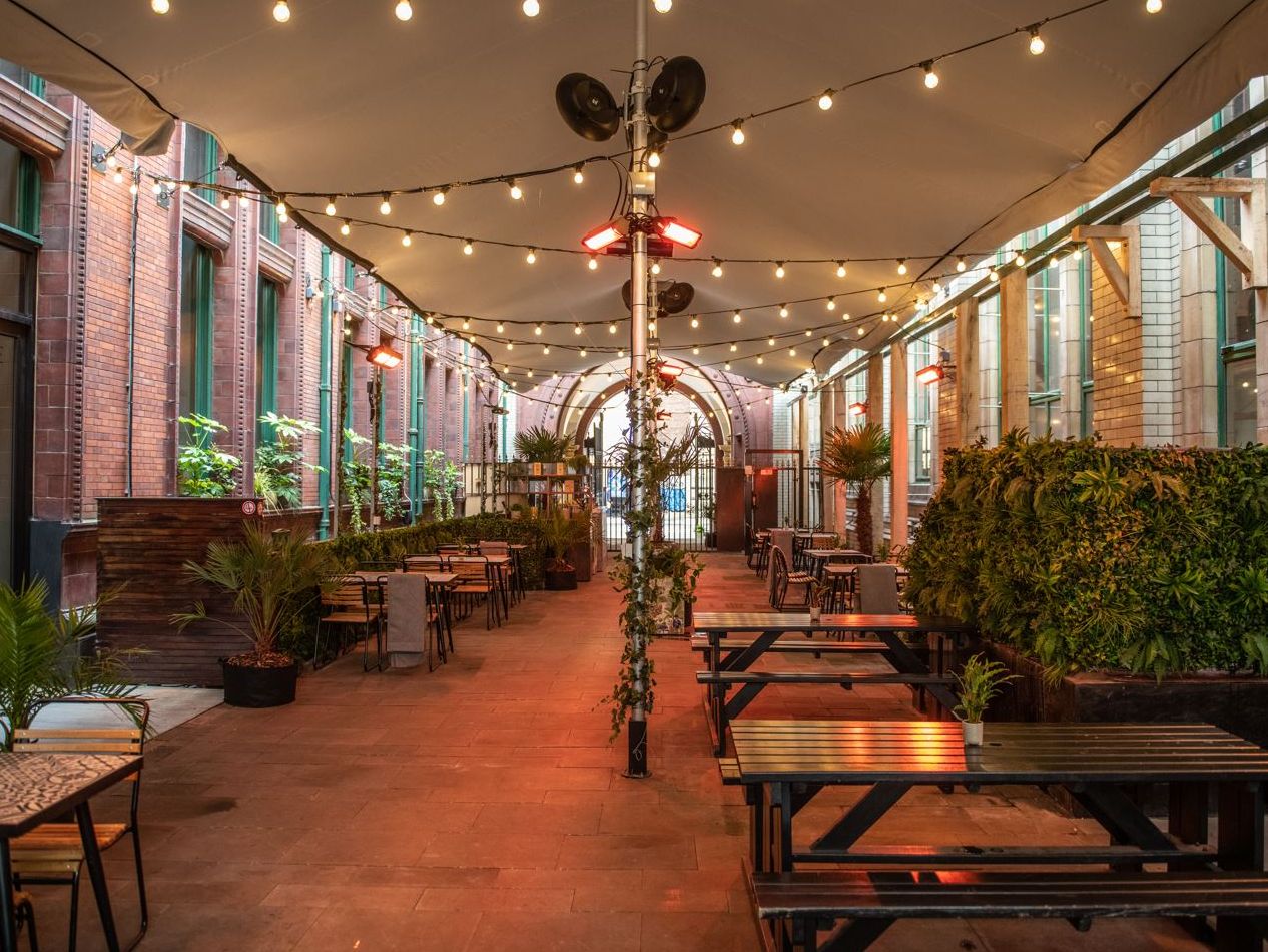 The Terrace at Kimpton Clocktower Hotel